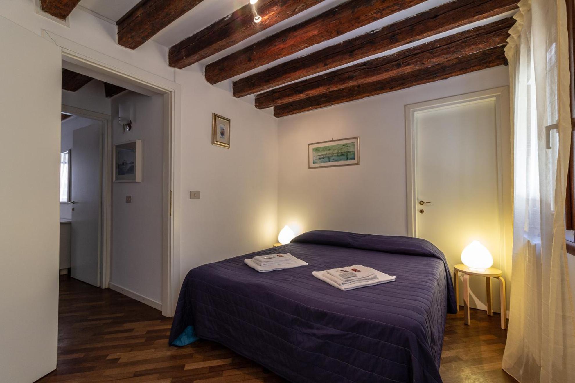 Veneziacentopercento Apartments & Rooms