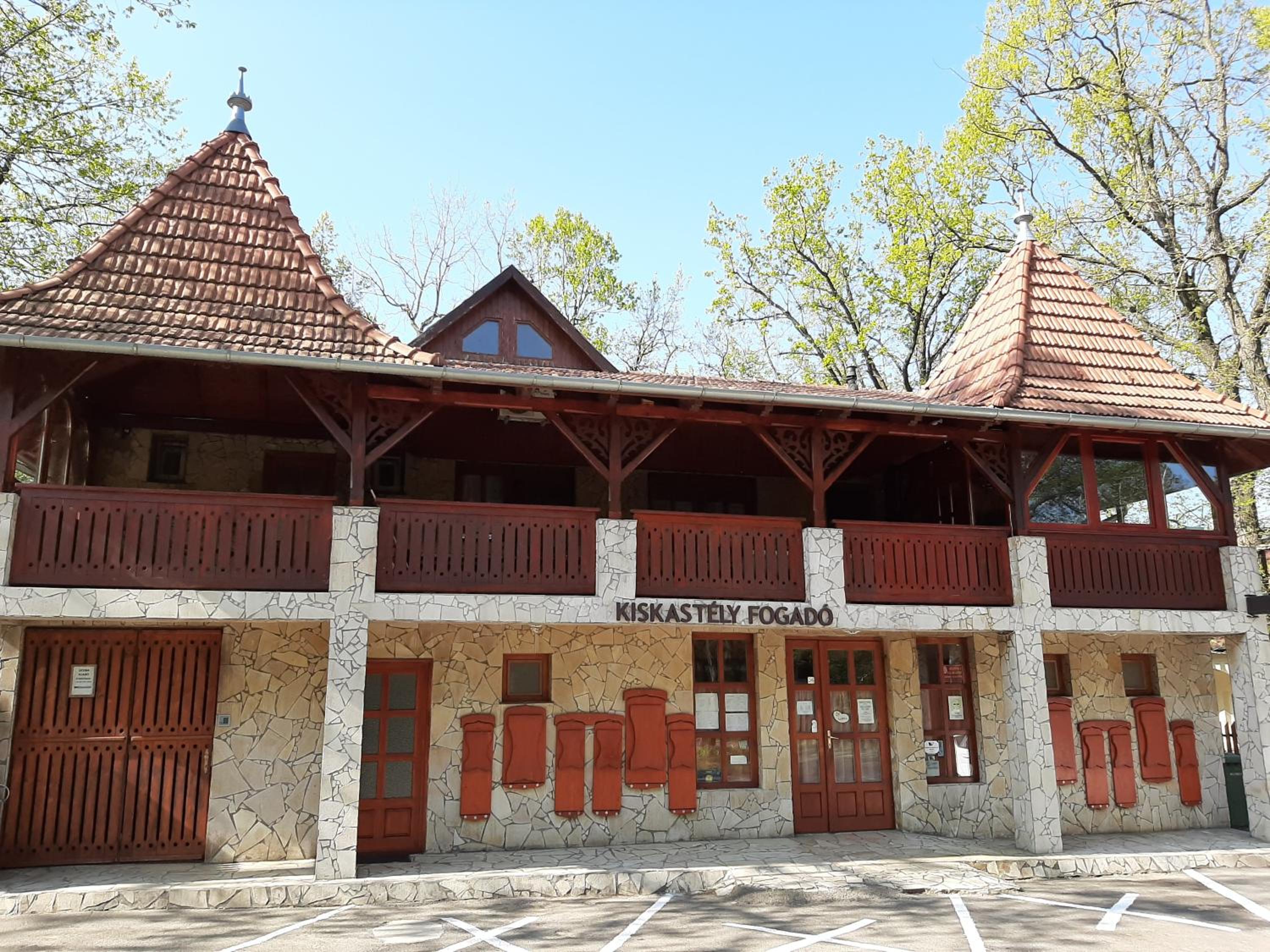 Kiskastély Fogadó-Étterem