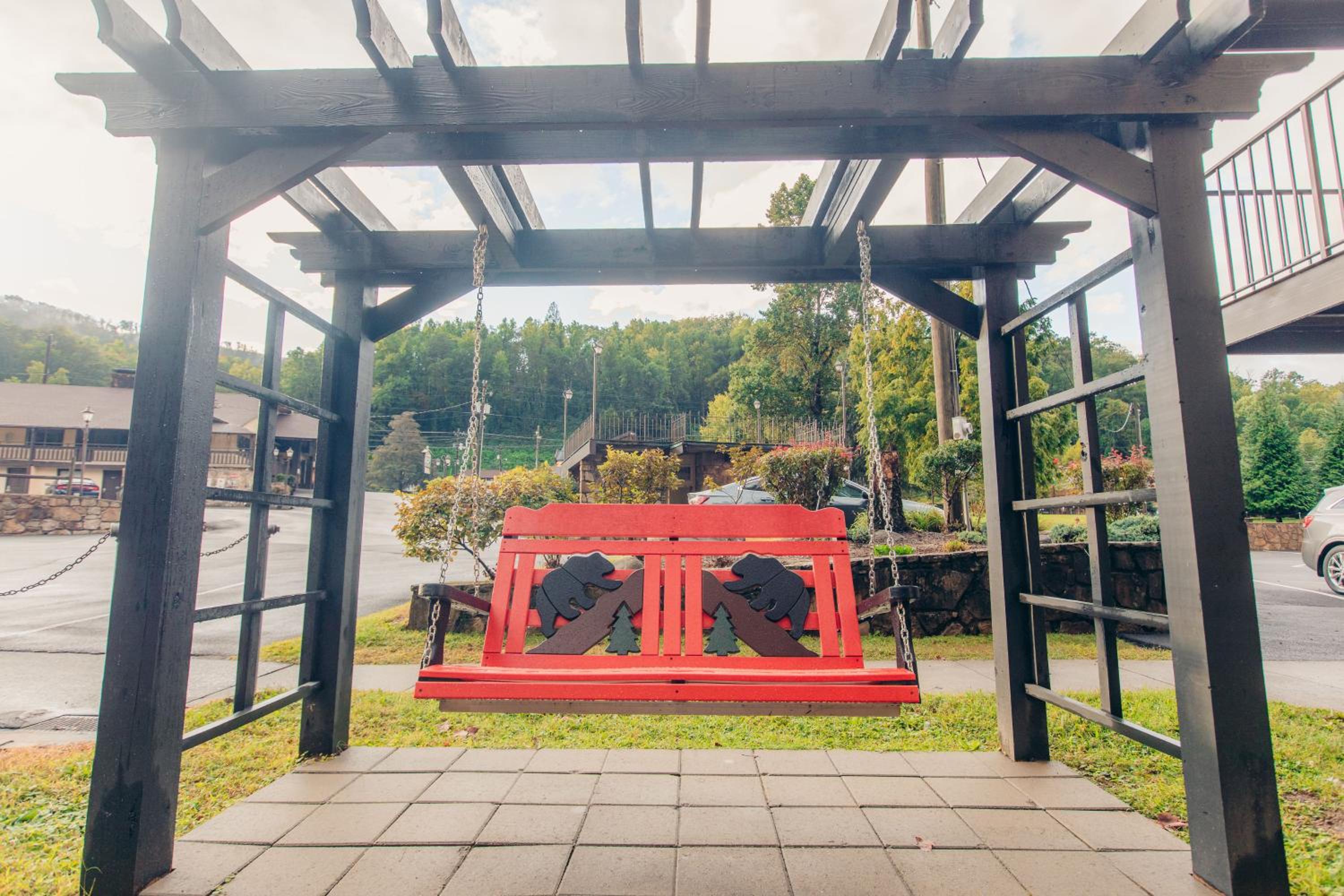 Brookside Lodge - Gatlinburg - On the River