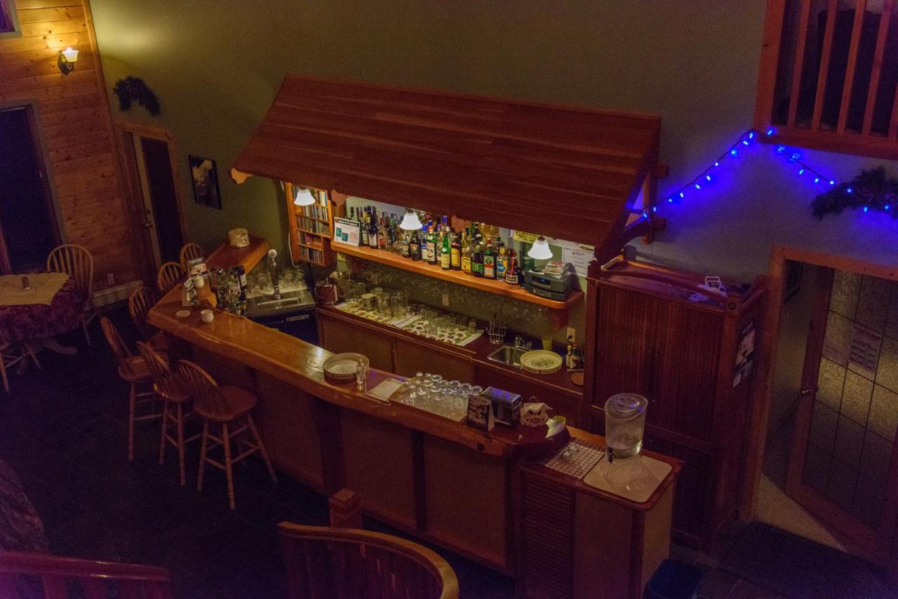 Golden Vacations - Glenogle Mountain Lodge and Spa - Property Image 4