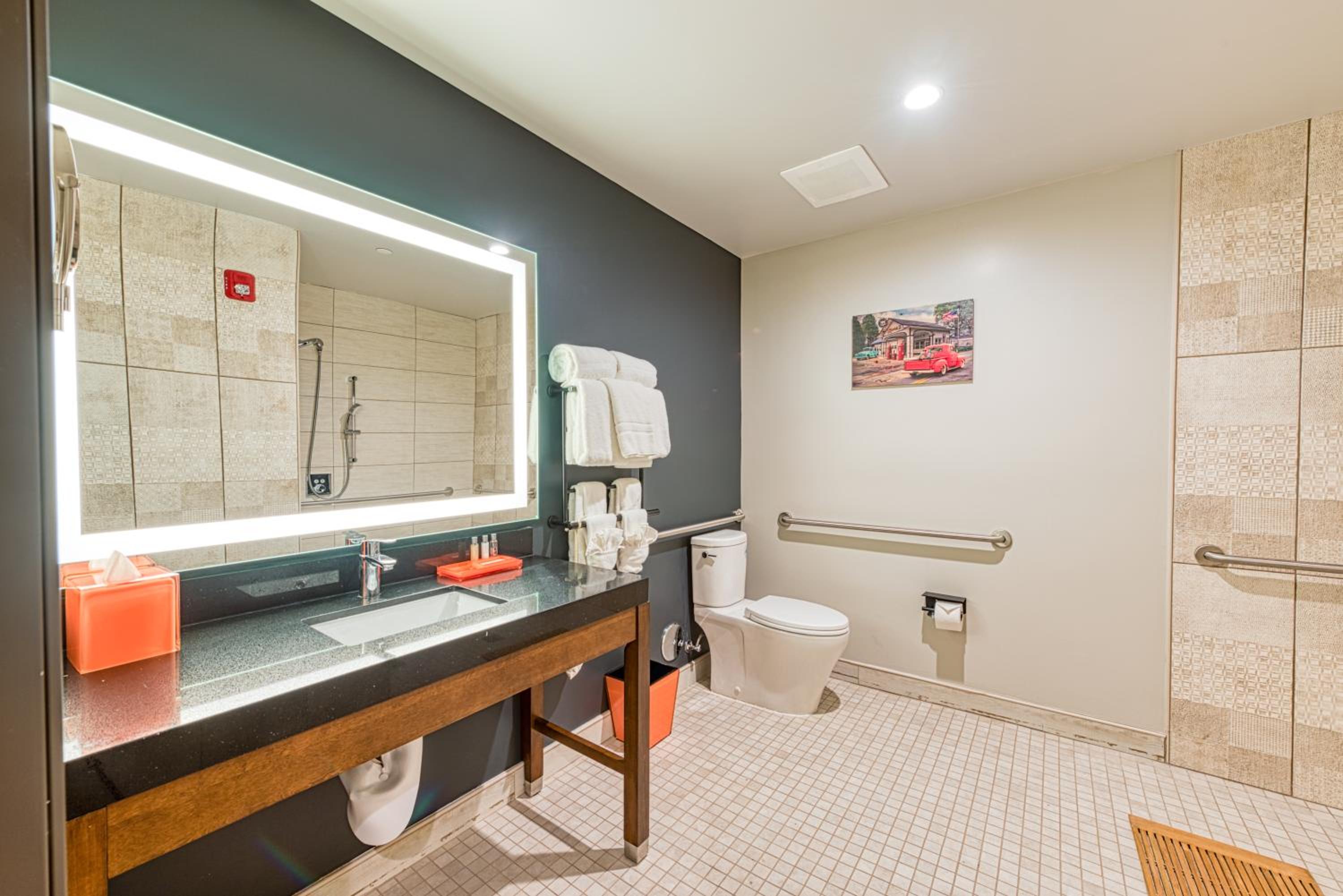 Hotel Lexen Newhall Santa Clarita - Near Six Flags Magic Mountain - Property Image 77