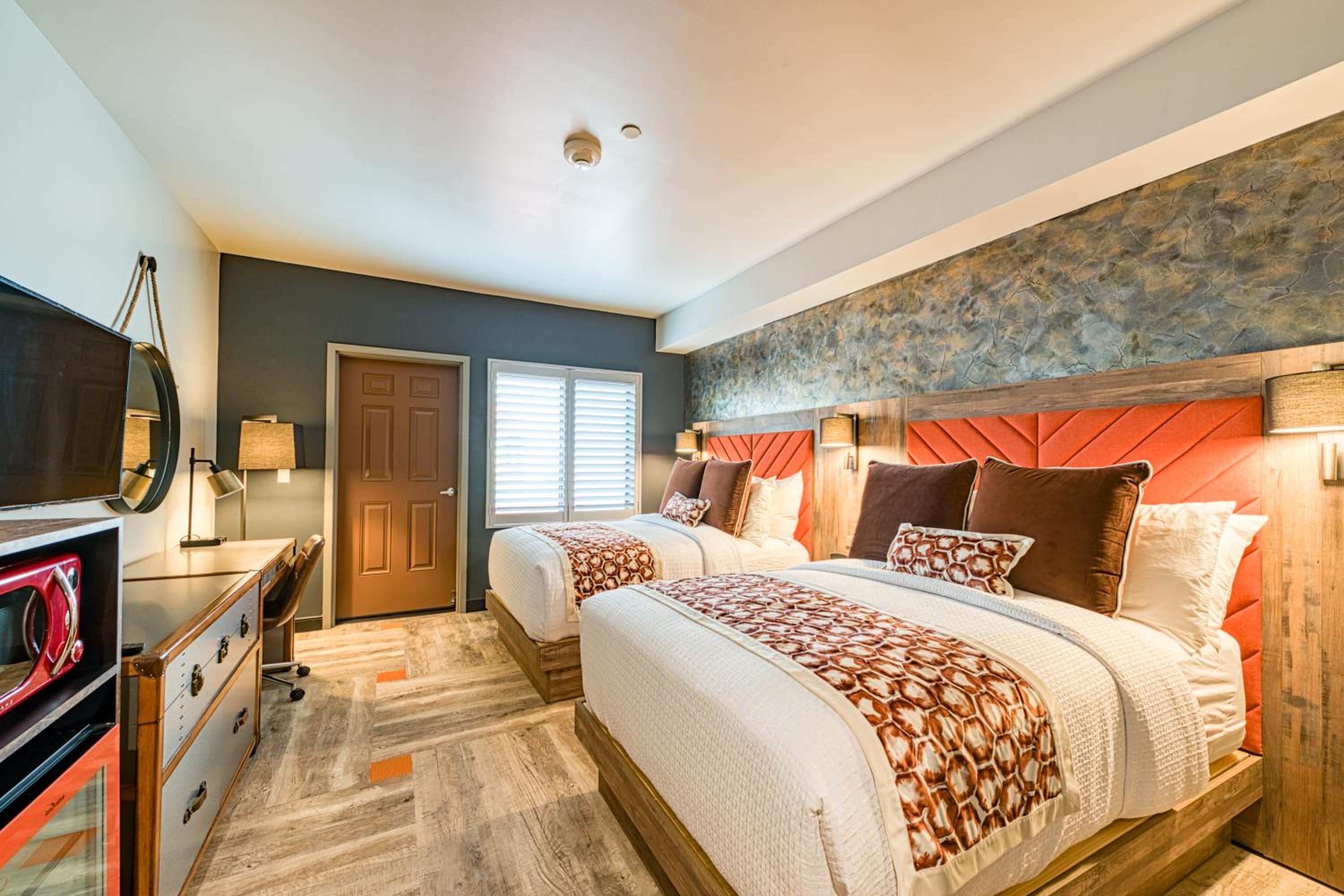 Hotel Lexen Newhall Santa Clarita - Near Six Flags Magic Mountain - Property Image 51