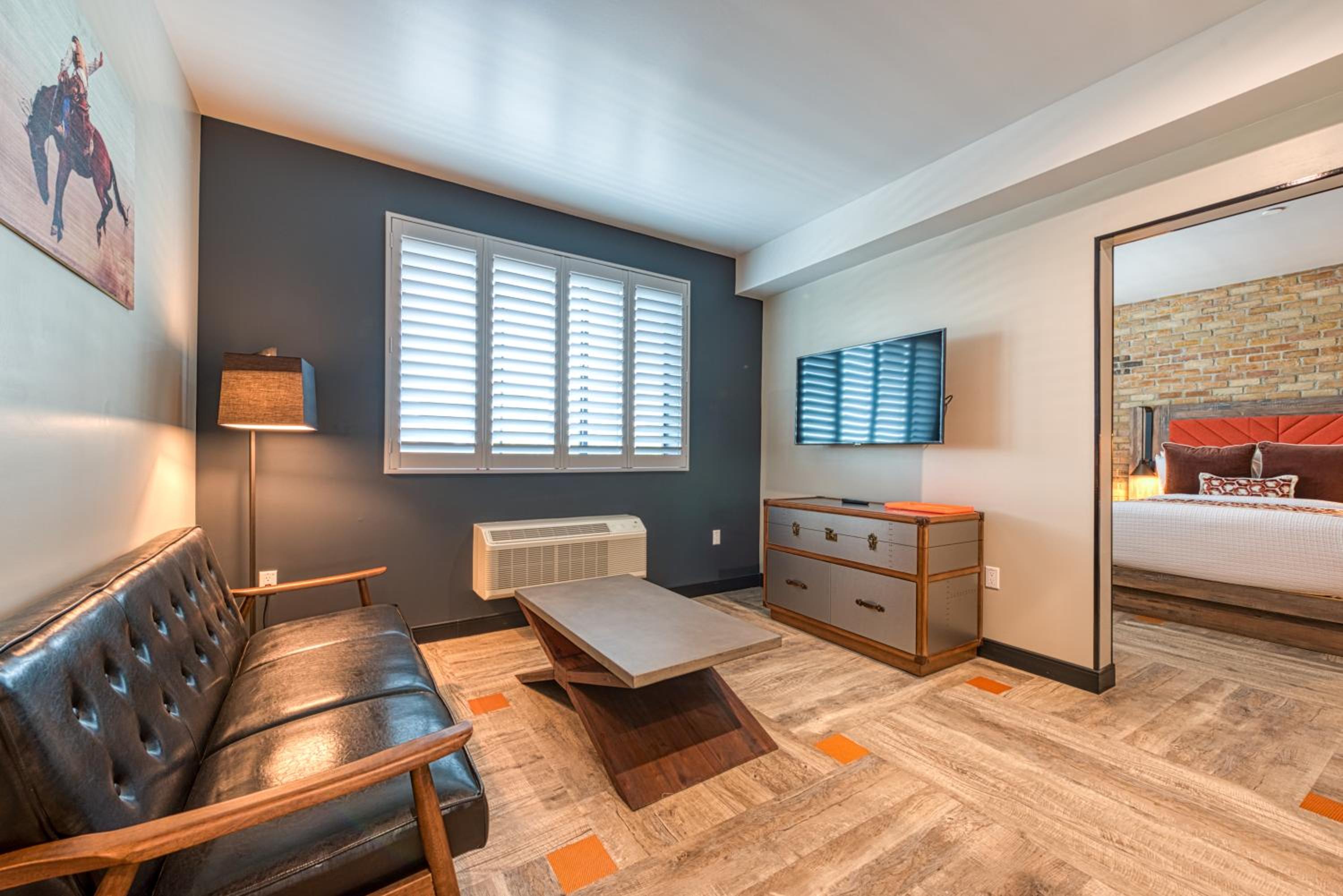 Hotel Lexen Newhall Santa Clarita - Near Six Flags Magic Mountain - Property Image 59