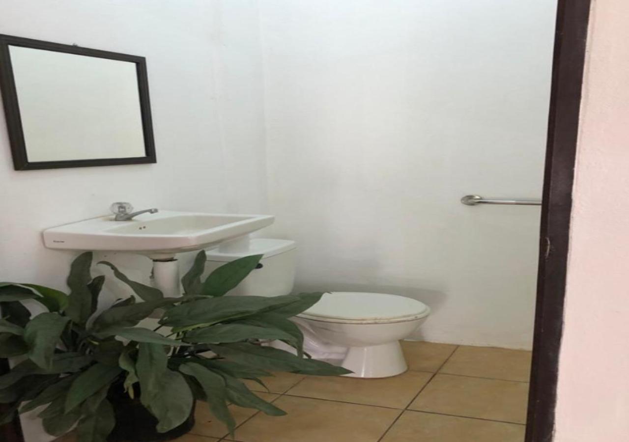Restaurante y cabinas Sudy