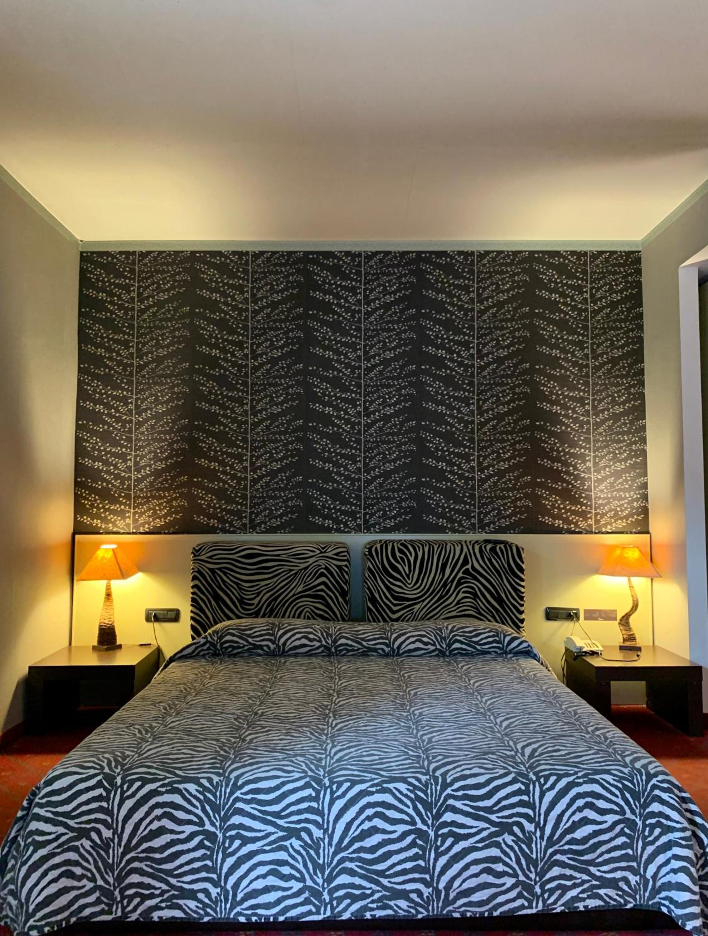 Hotel - Motel Flower