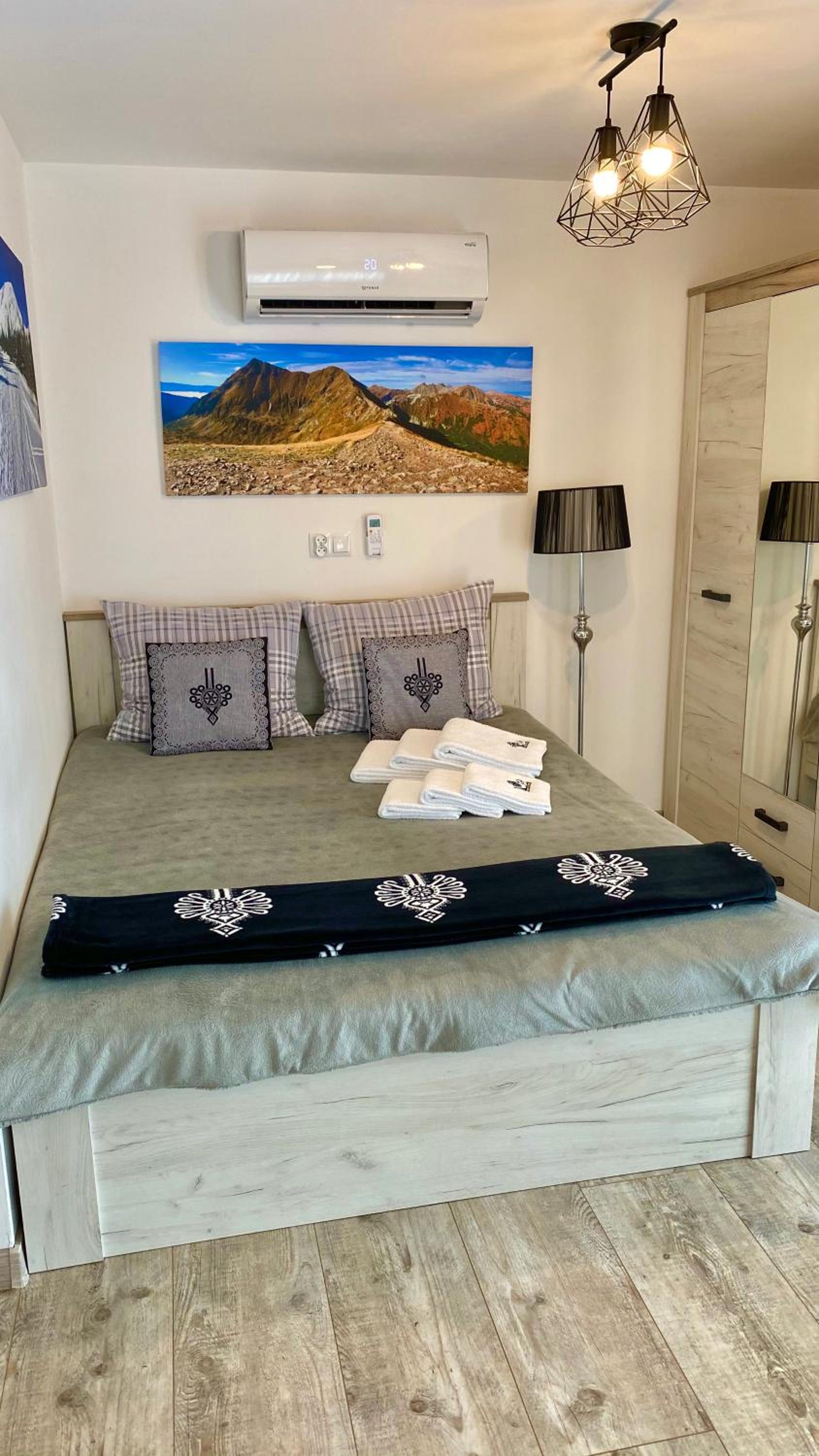 Photo 68