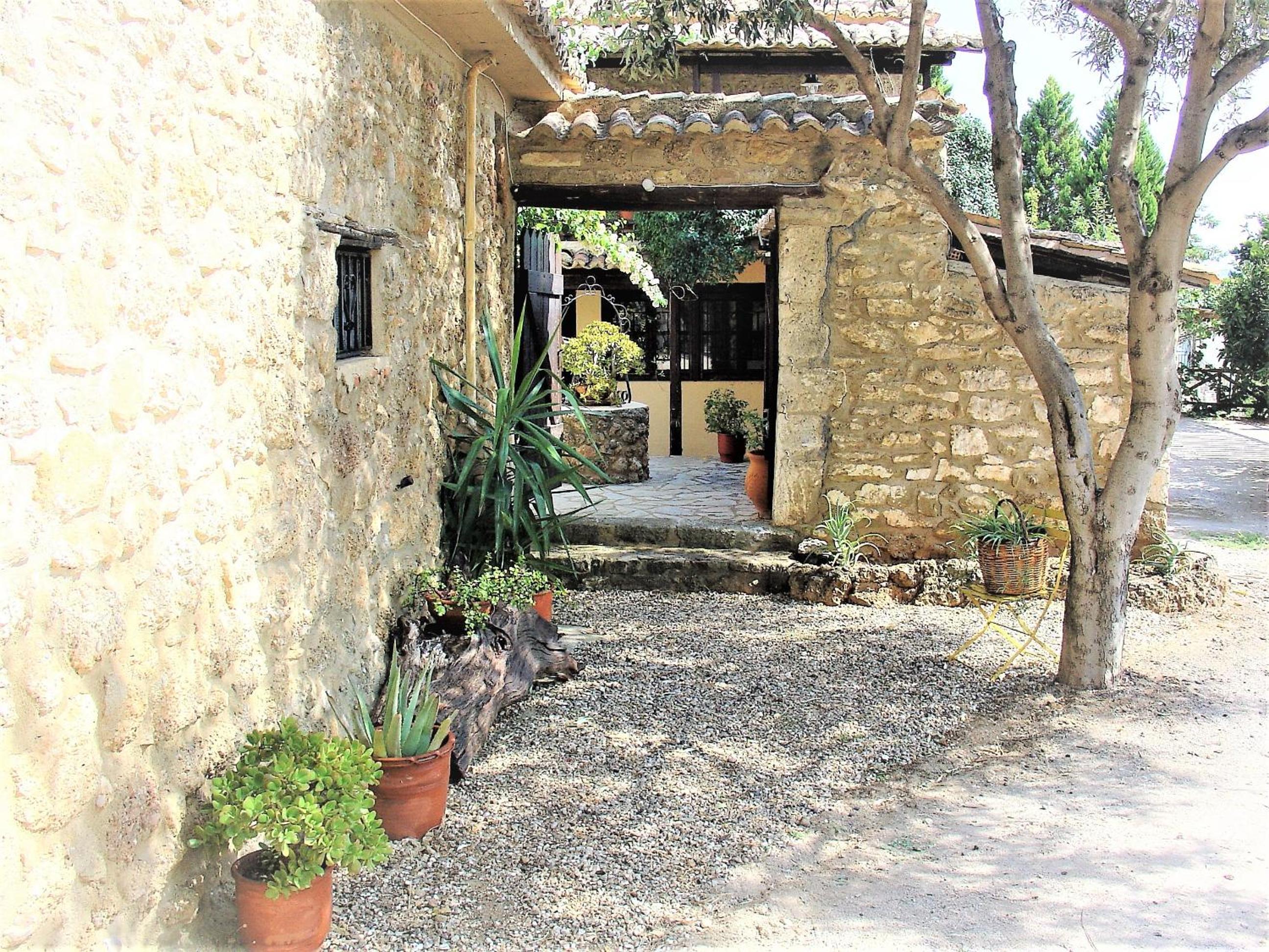 Ampelos Estate