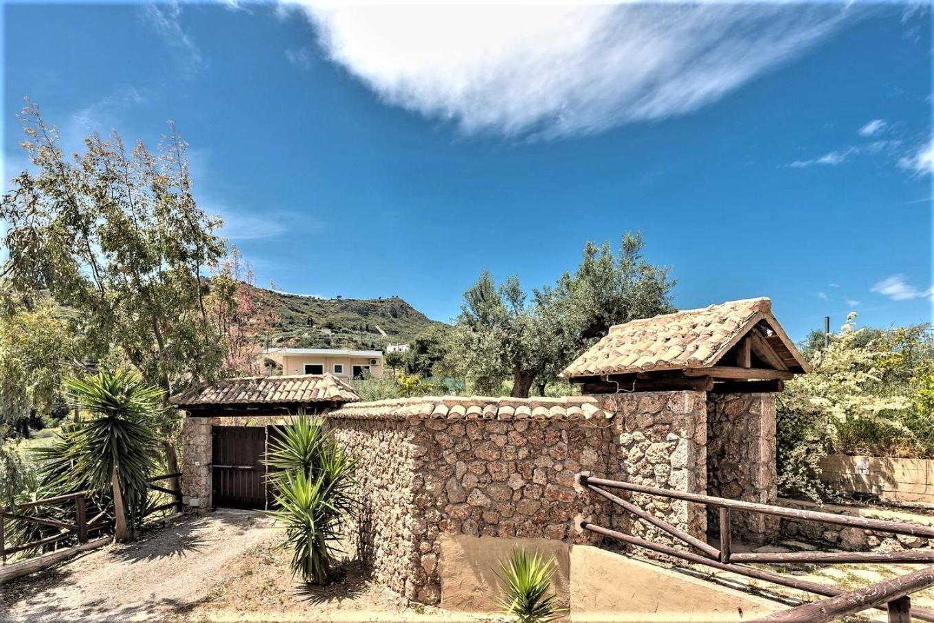 Ampelos Estate