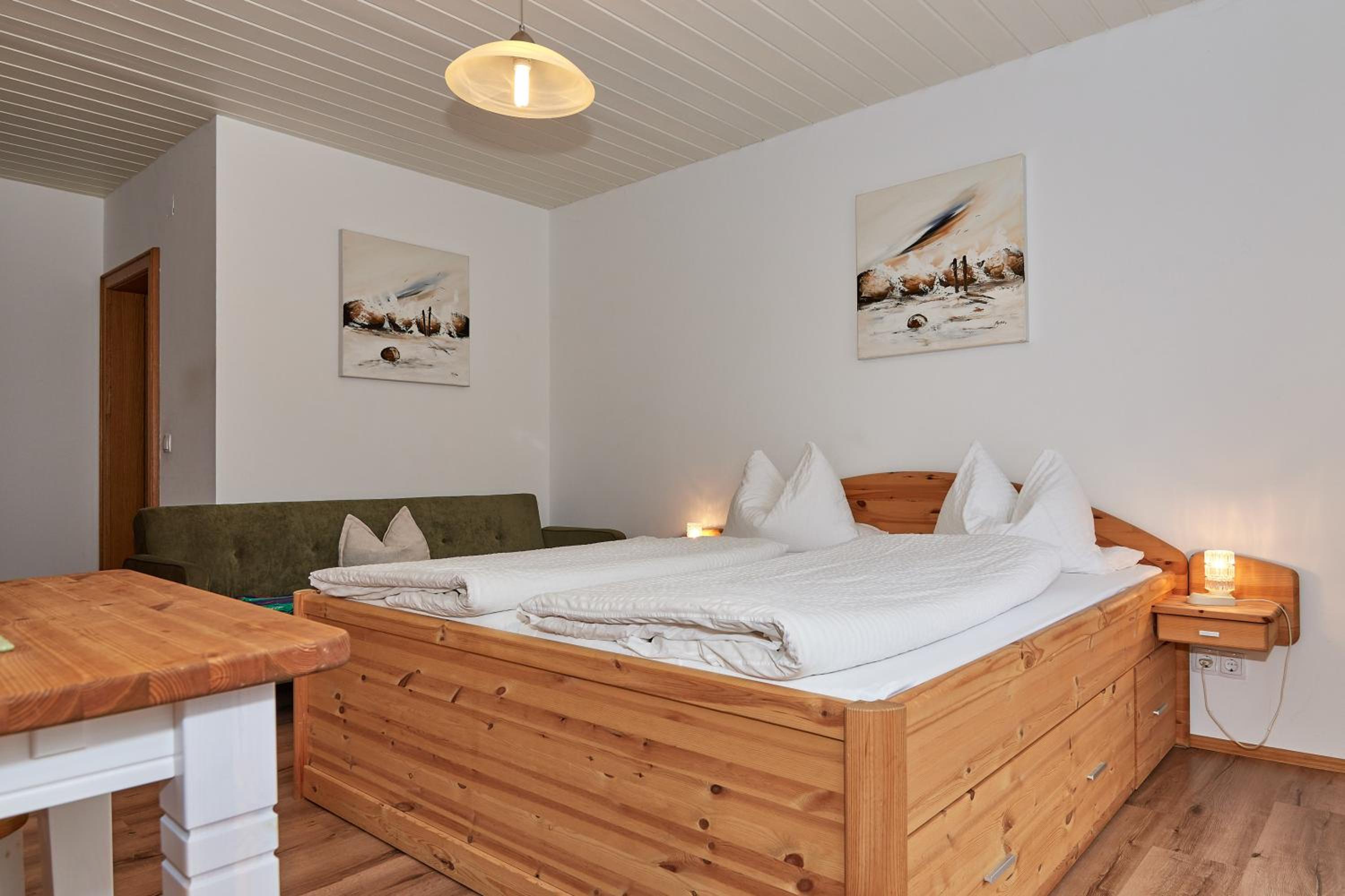 Dangl GbR, Gästehaus Sonnenhof - inkl. Chiemgau Karte