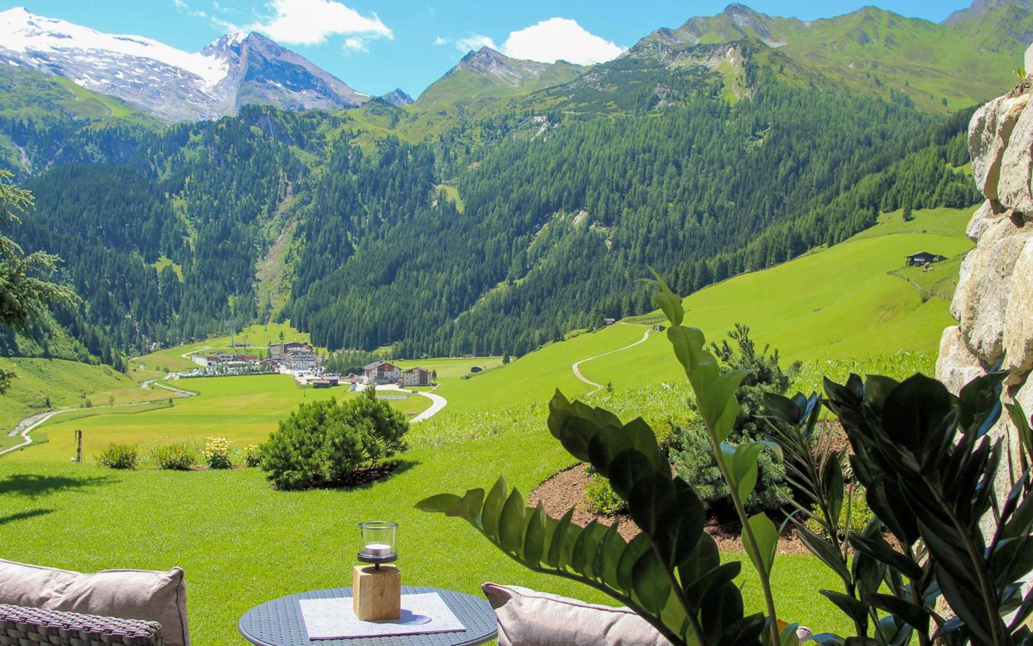 Landhaus Mader Hintertux view 2
