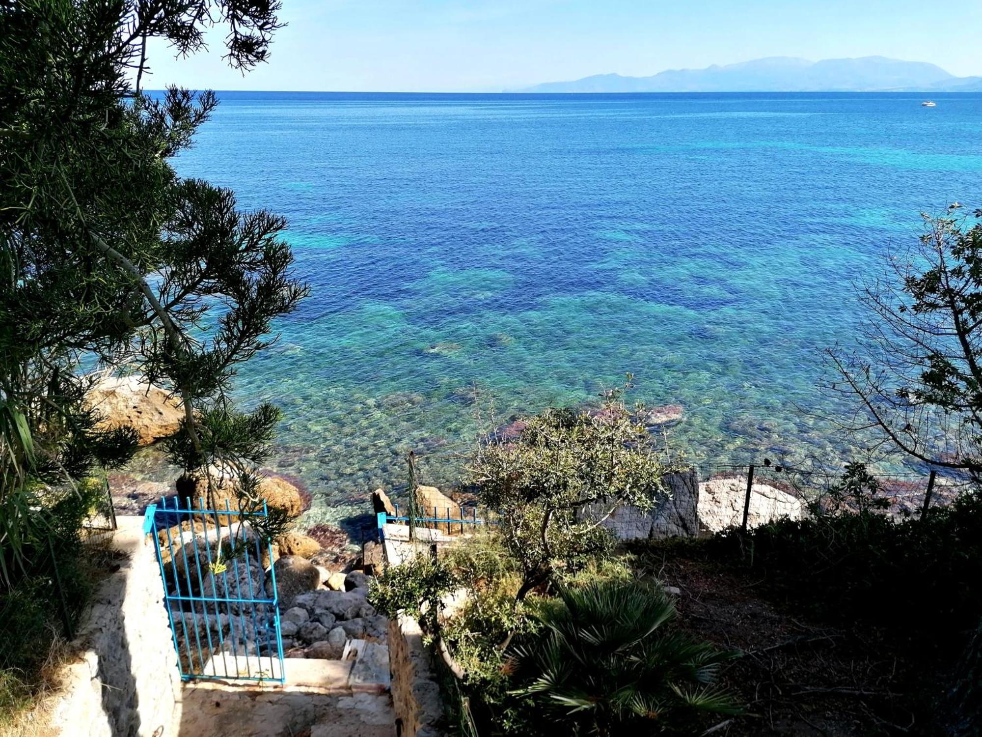 La terrazza sul mare view 2