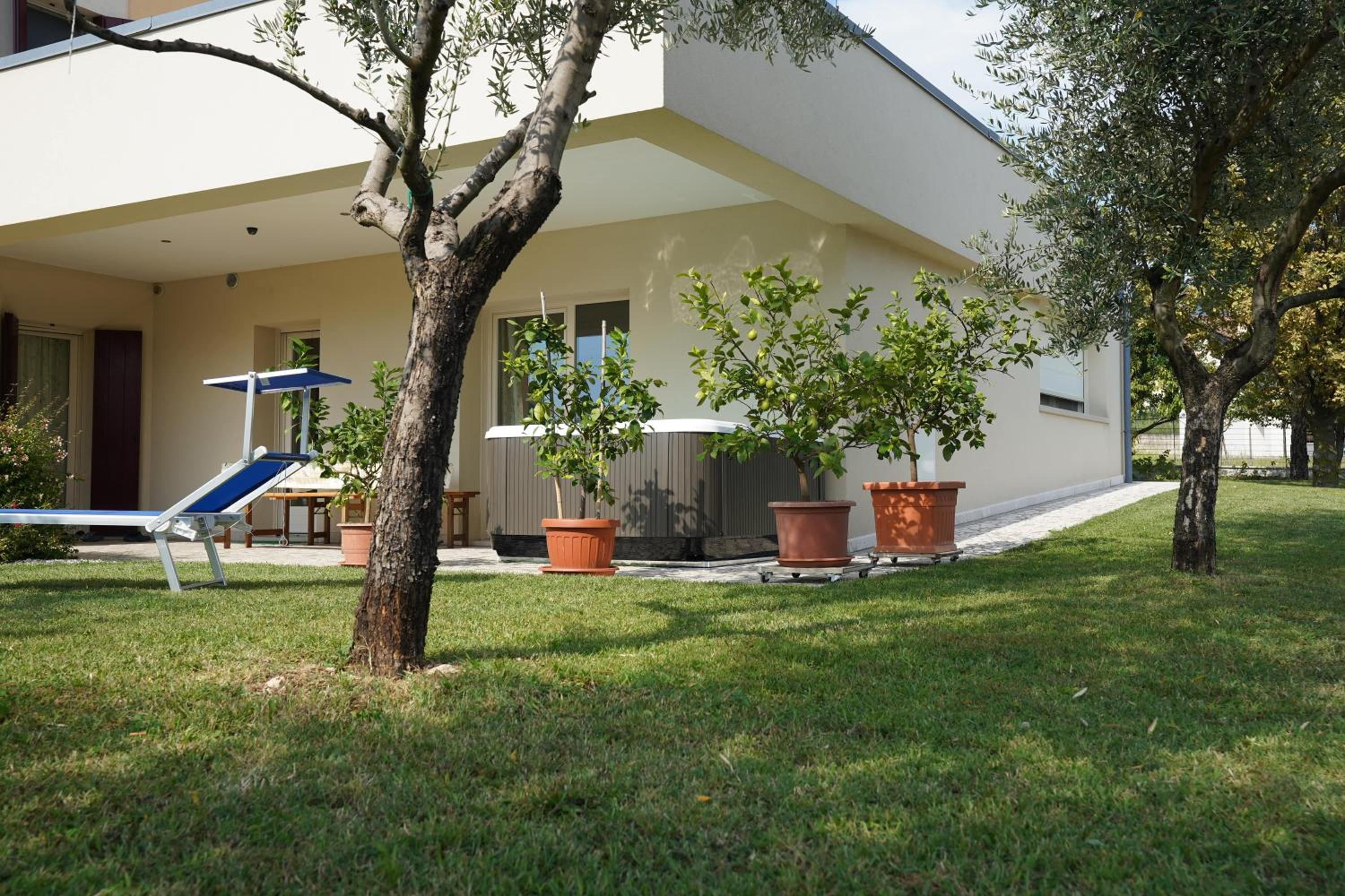 Apartment Conte view 2