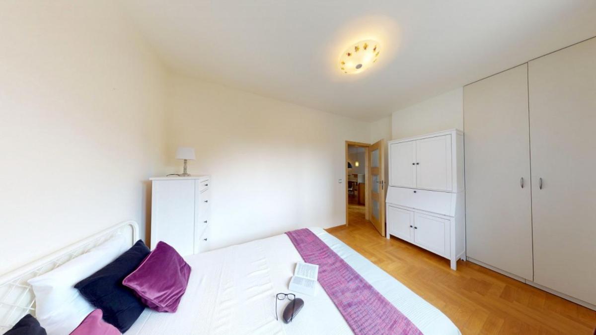Silent Apartment Center view 3
