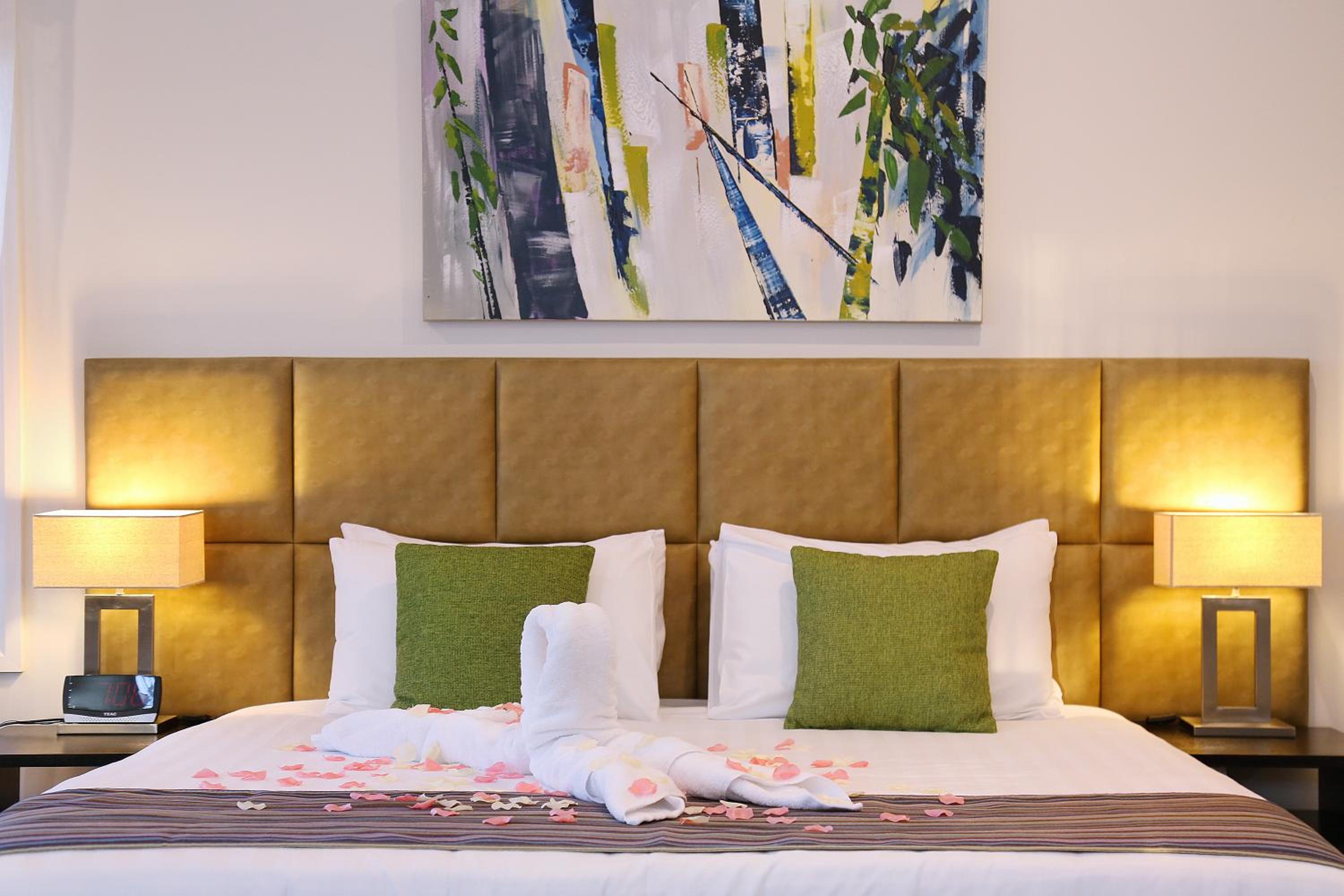 Best Western Plus Bolton on the Park