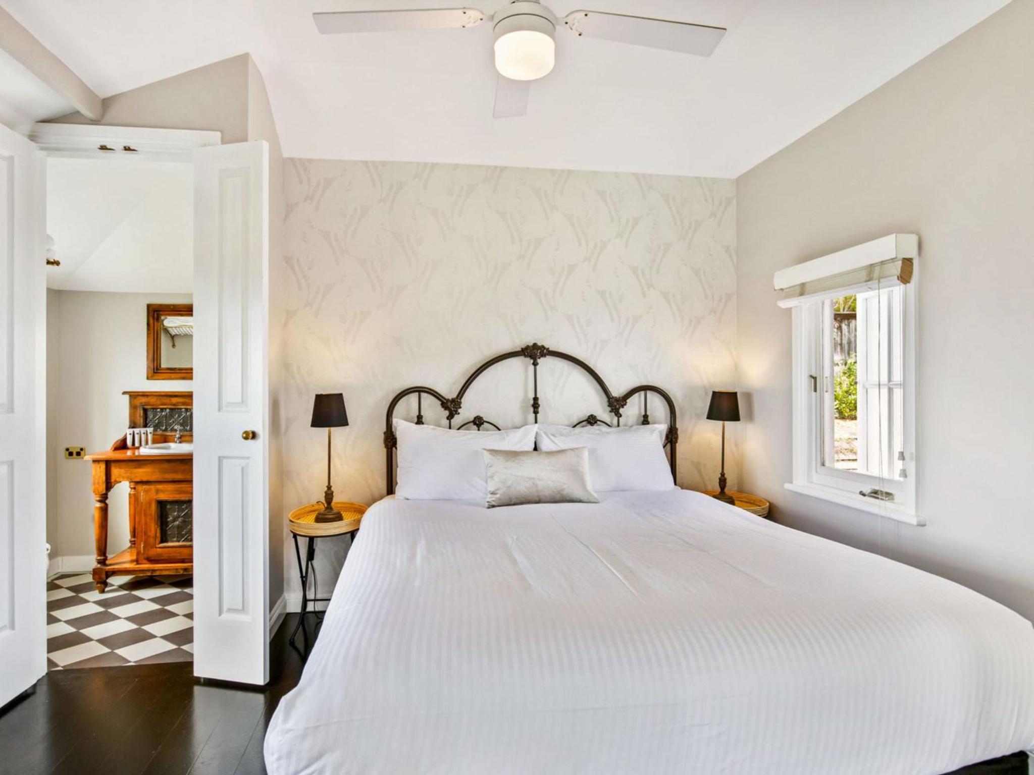 Cottage 1 Hyams Beach Seaside Cottages