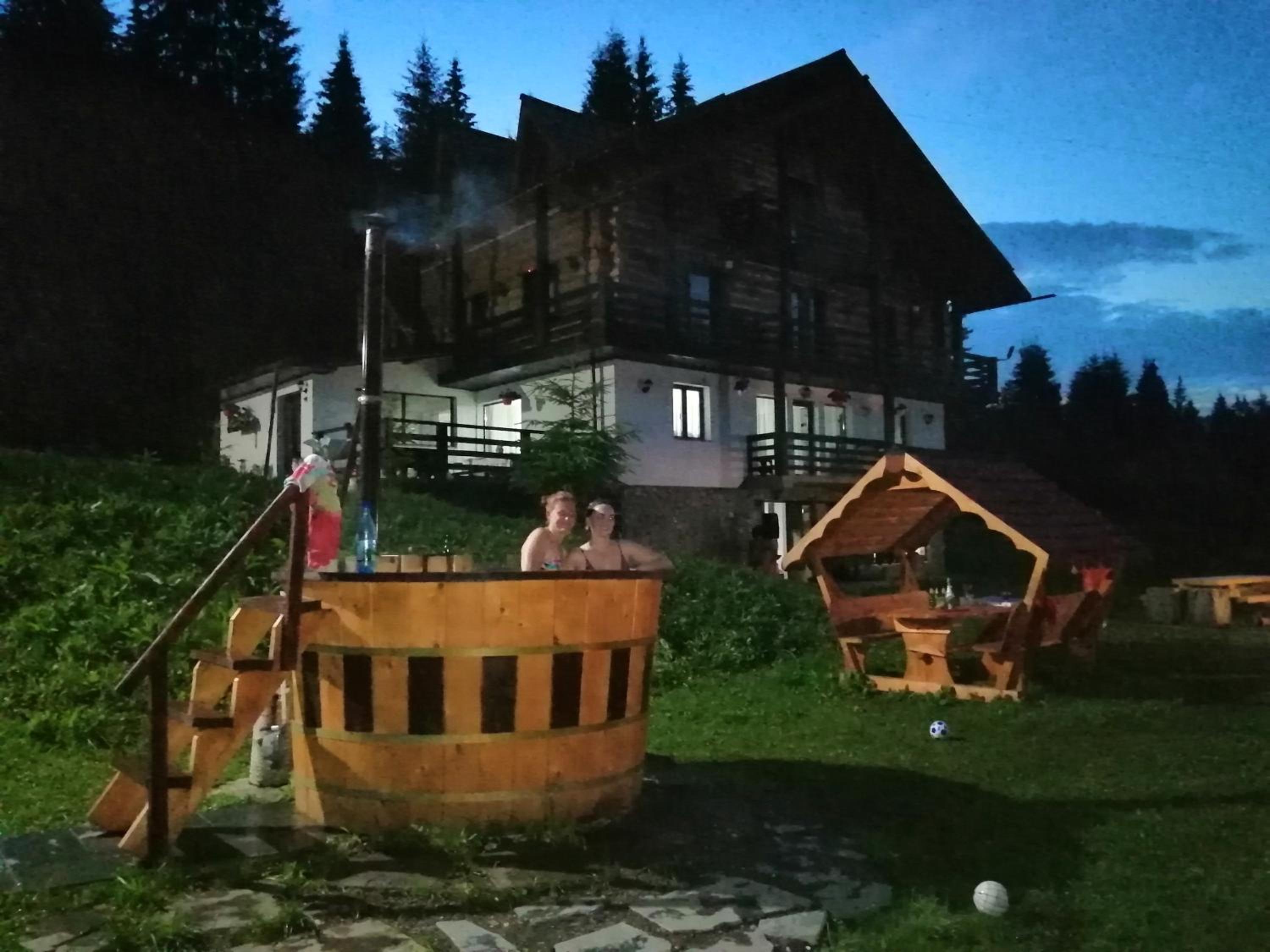 Pensiunea Waldhaus - Vatra Dornei view 2