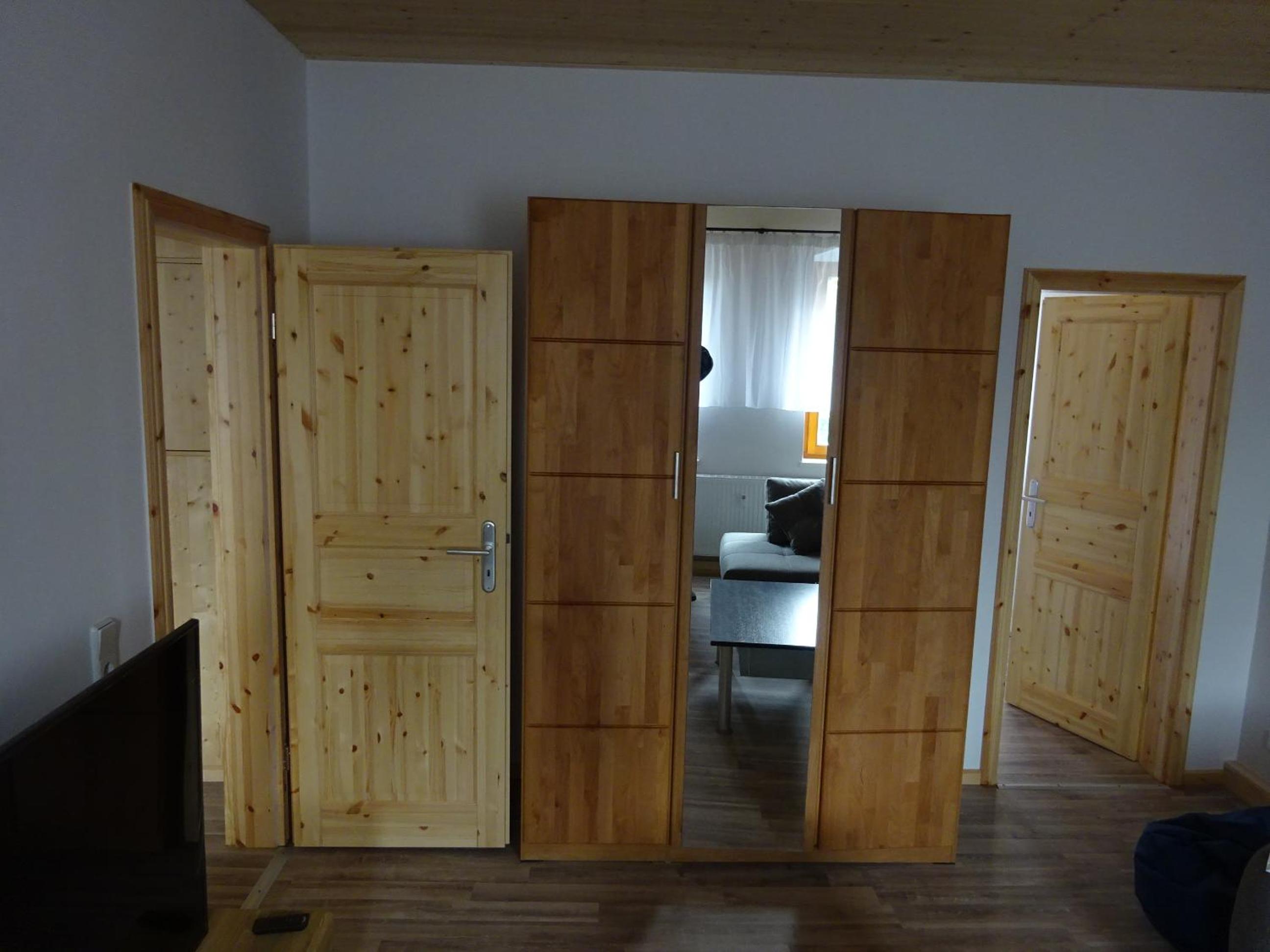 Photo 33