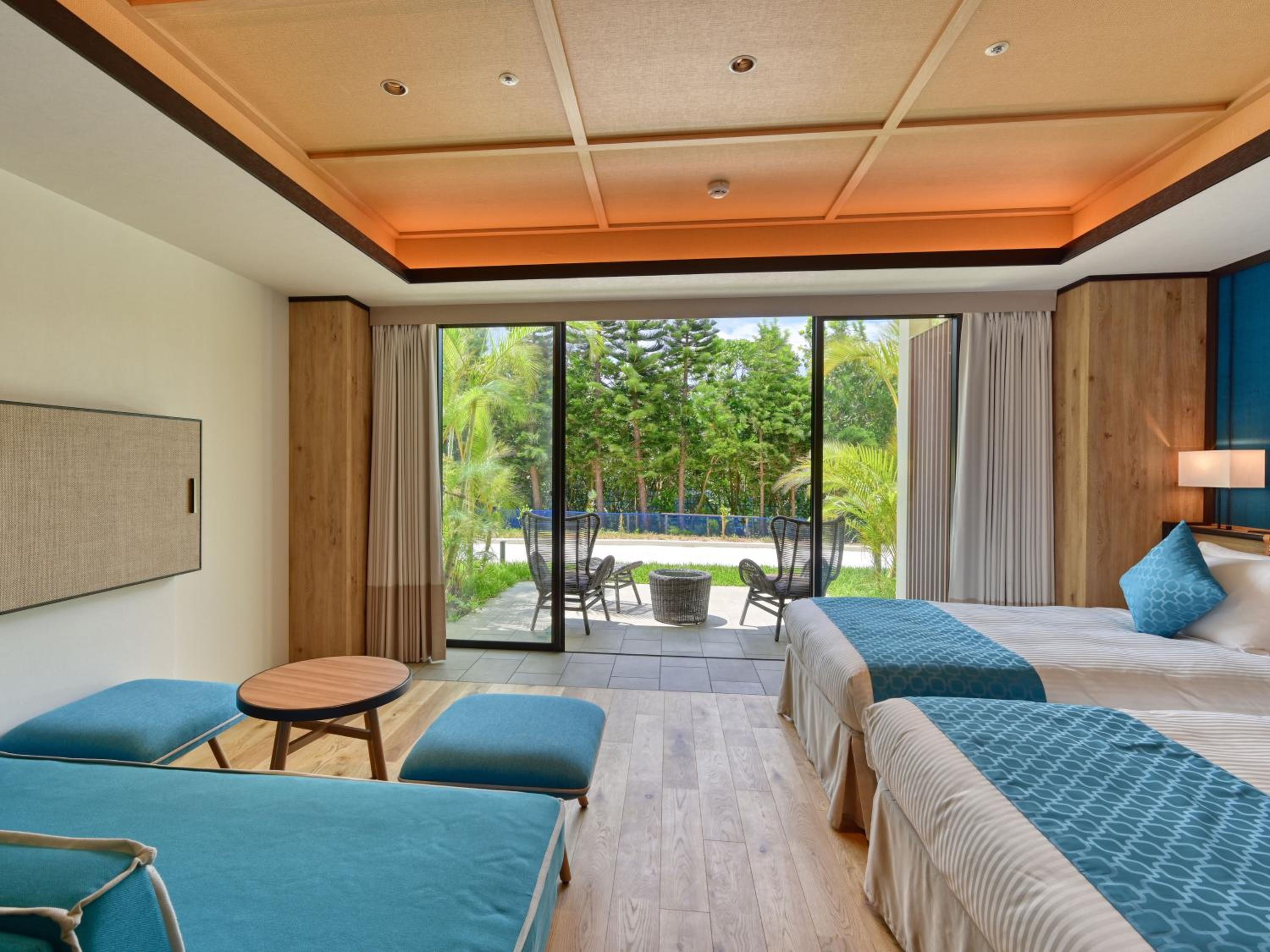 FUSAKI BEACH RESORT HOTEL & VILLAS