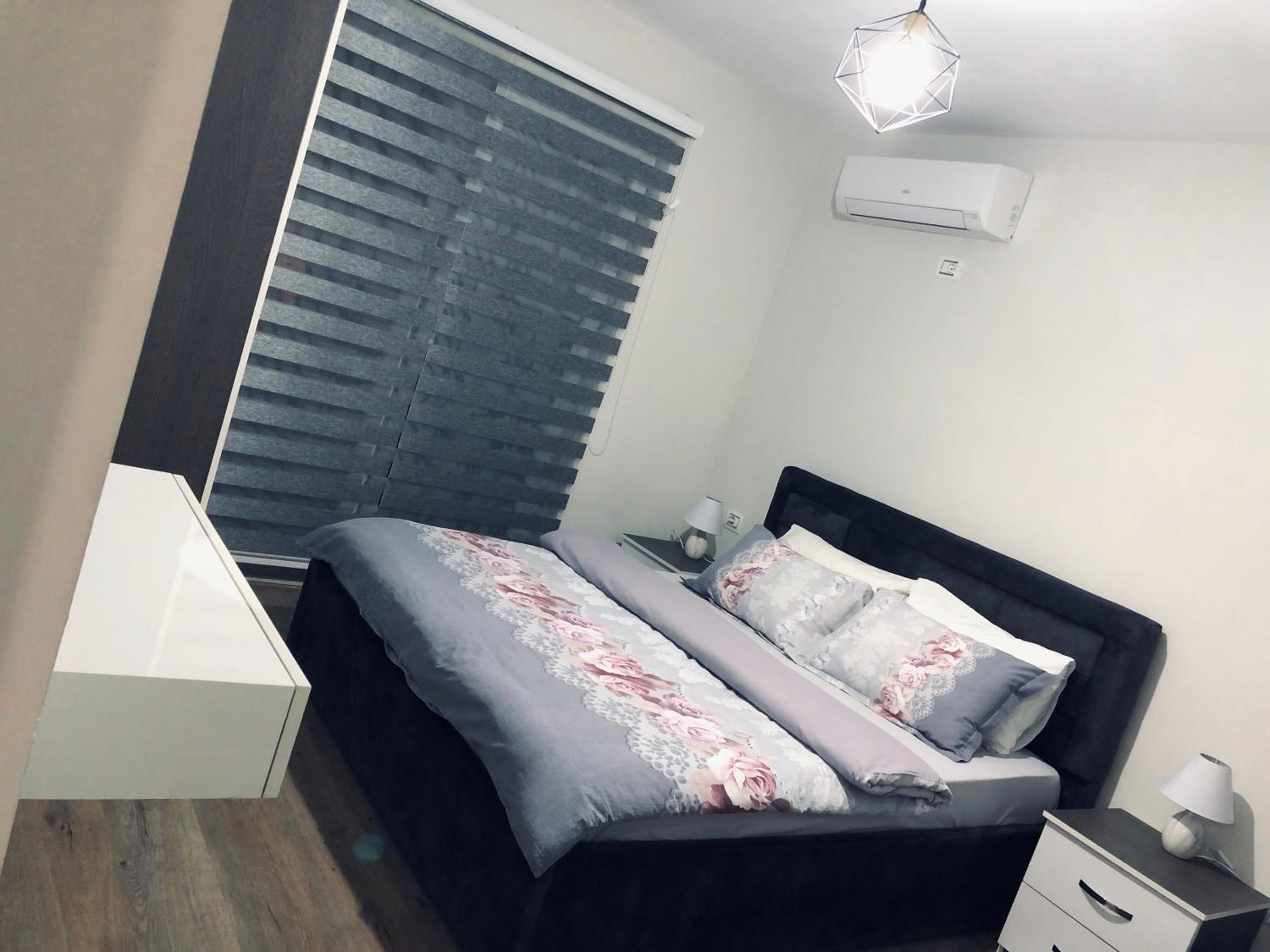 Dafina Central Apartment