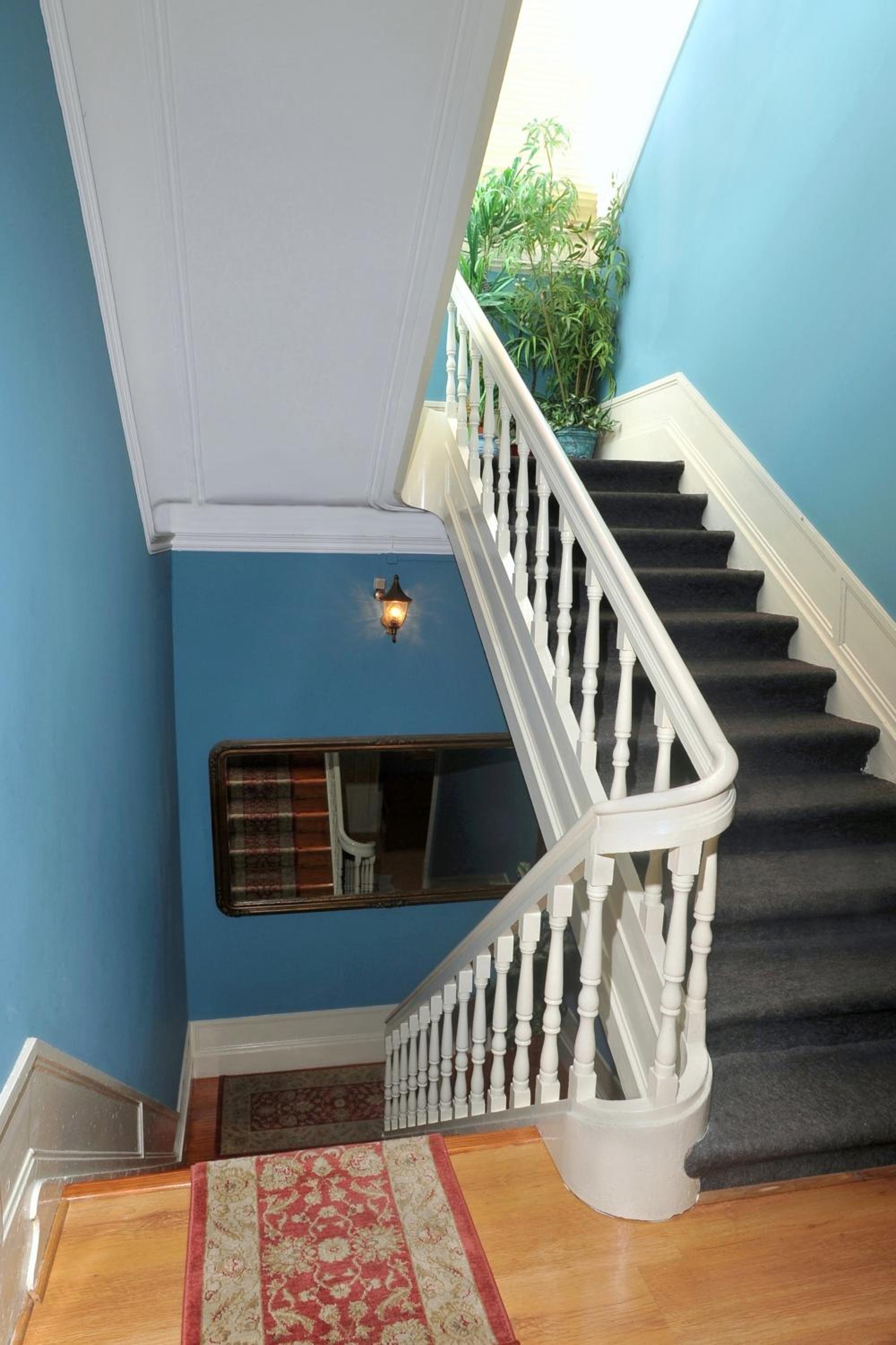 Central Guest House