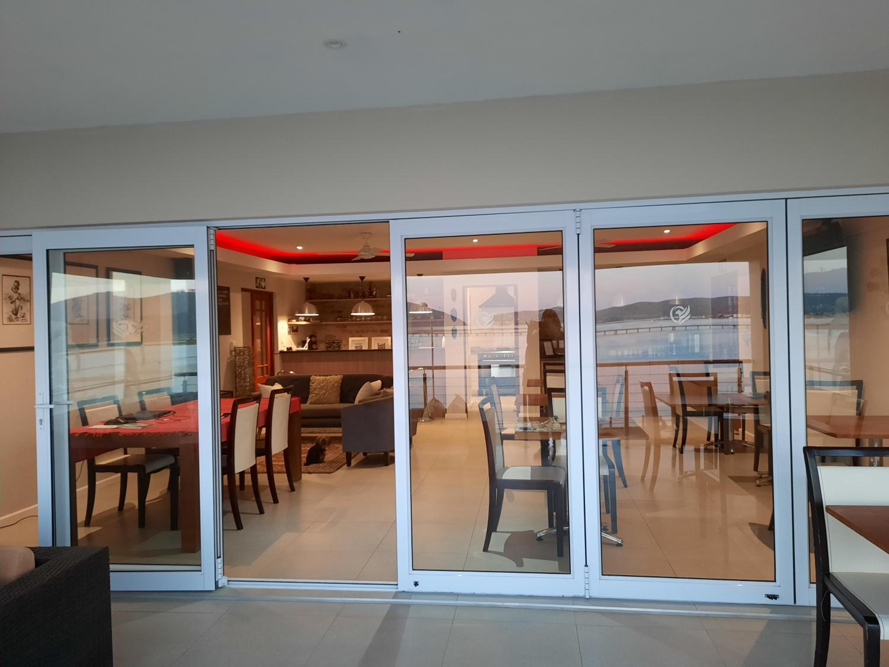 Phoenix Lodge and Waterside Accommodation