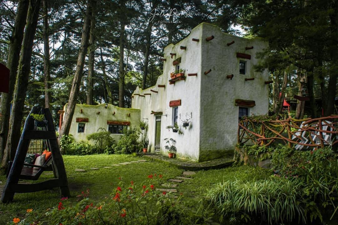 Los Naranjos Town Houses
