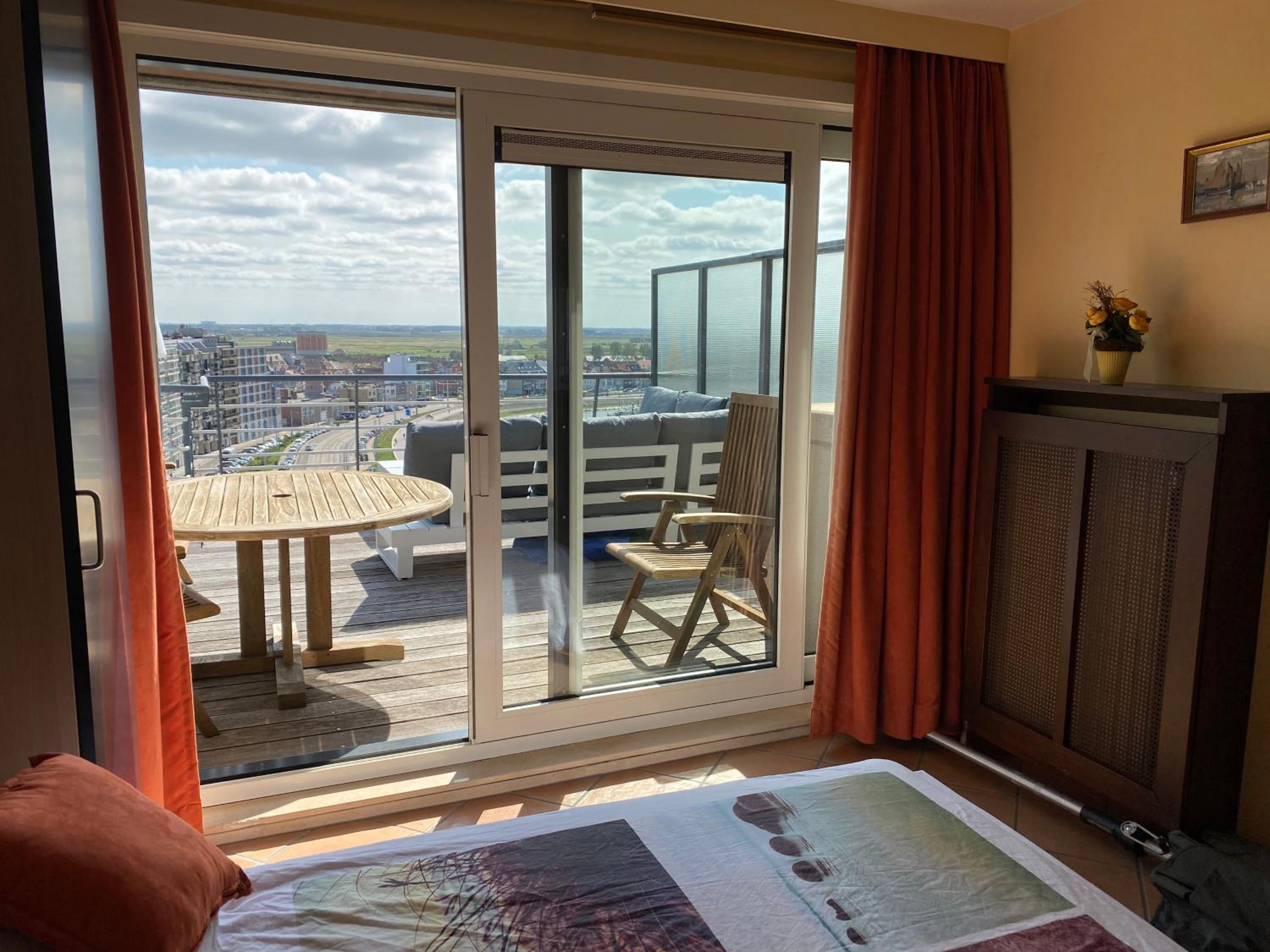 ZEEPAREL Duplex loft view 5