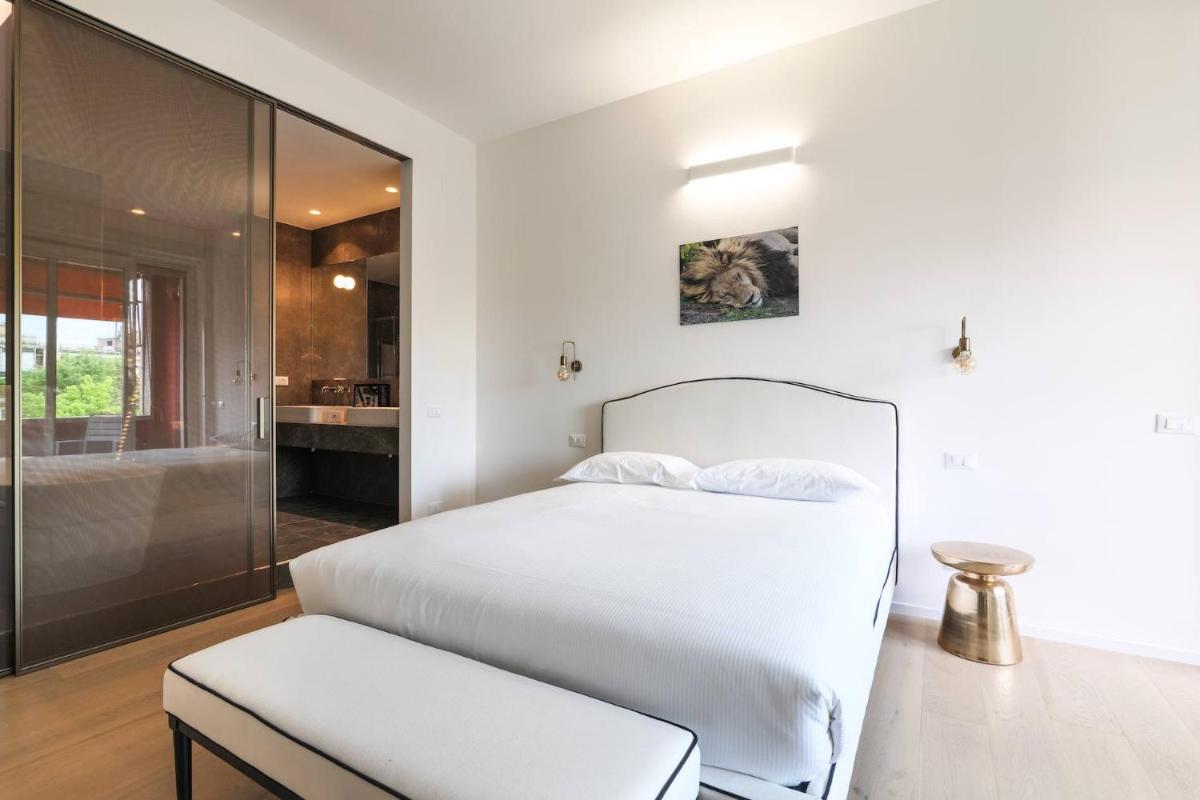 Contempora Apartments - Turati 4 Bedrooms Apartment