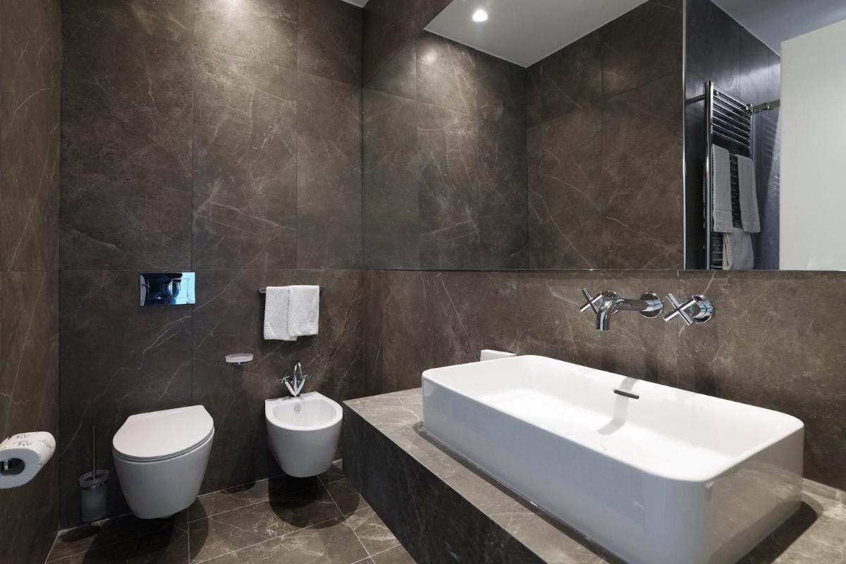 Contempora Apartments - Turati 4 Bedrooms Apartment