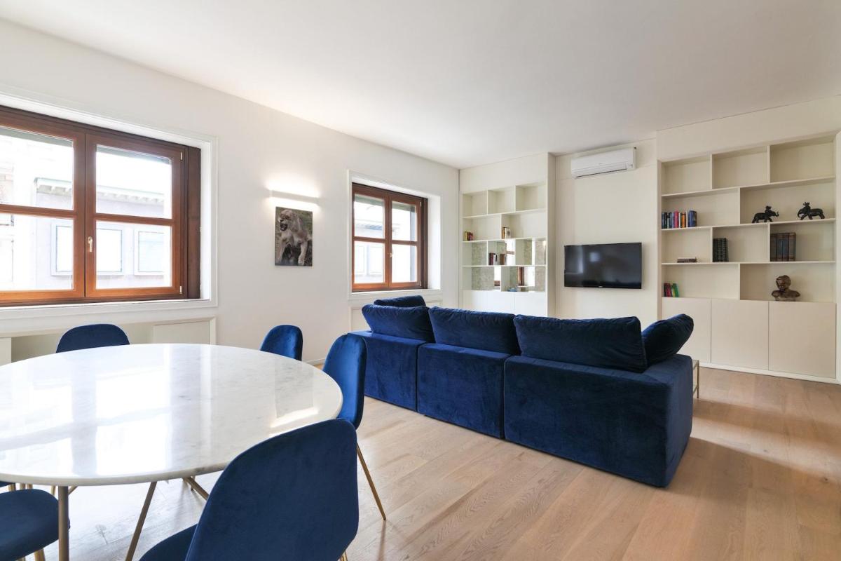 Contempora Apartments - Turati 4 Bedrooms Apartment