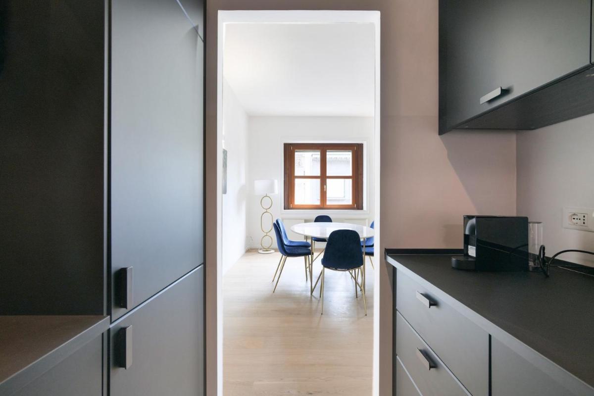 Contempora Apartments - Turati 4 Bedrooms Apartment