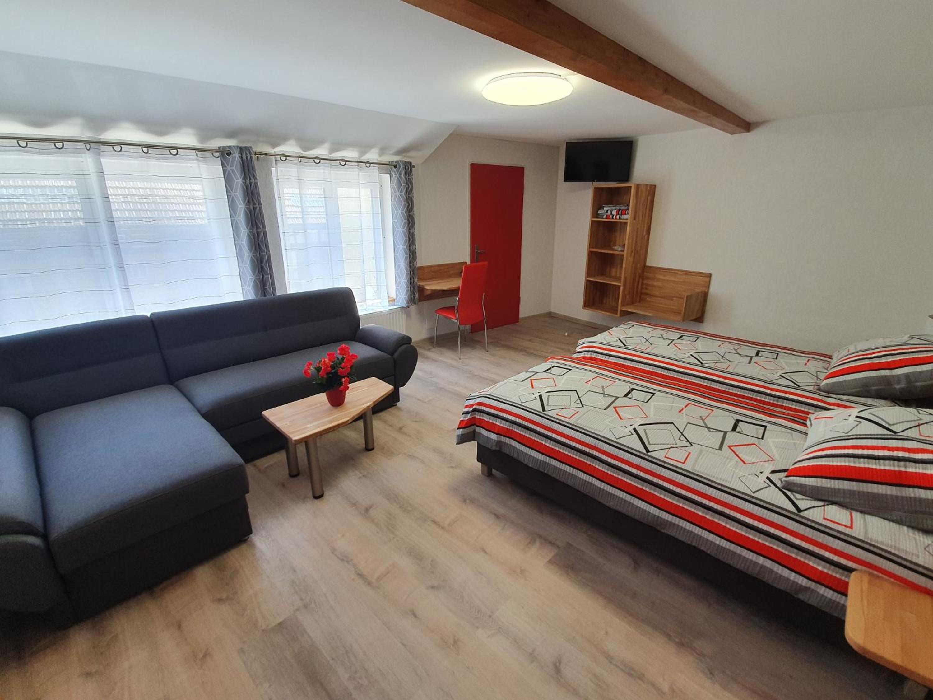 Photo 7