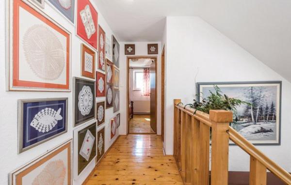 Photo 35