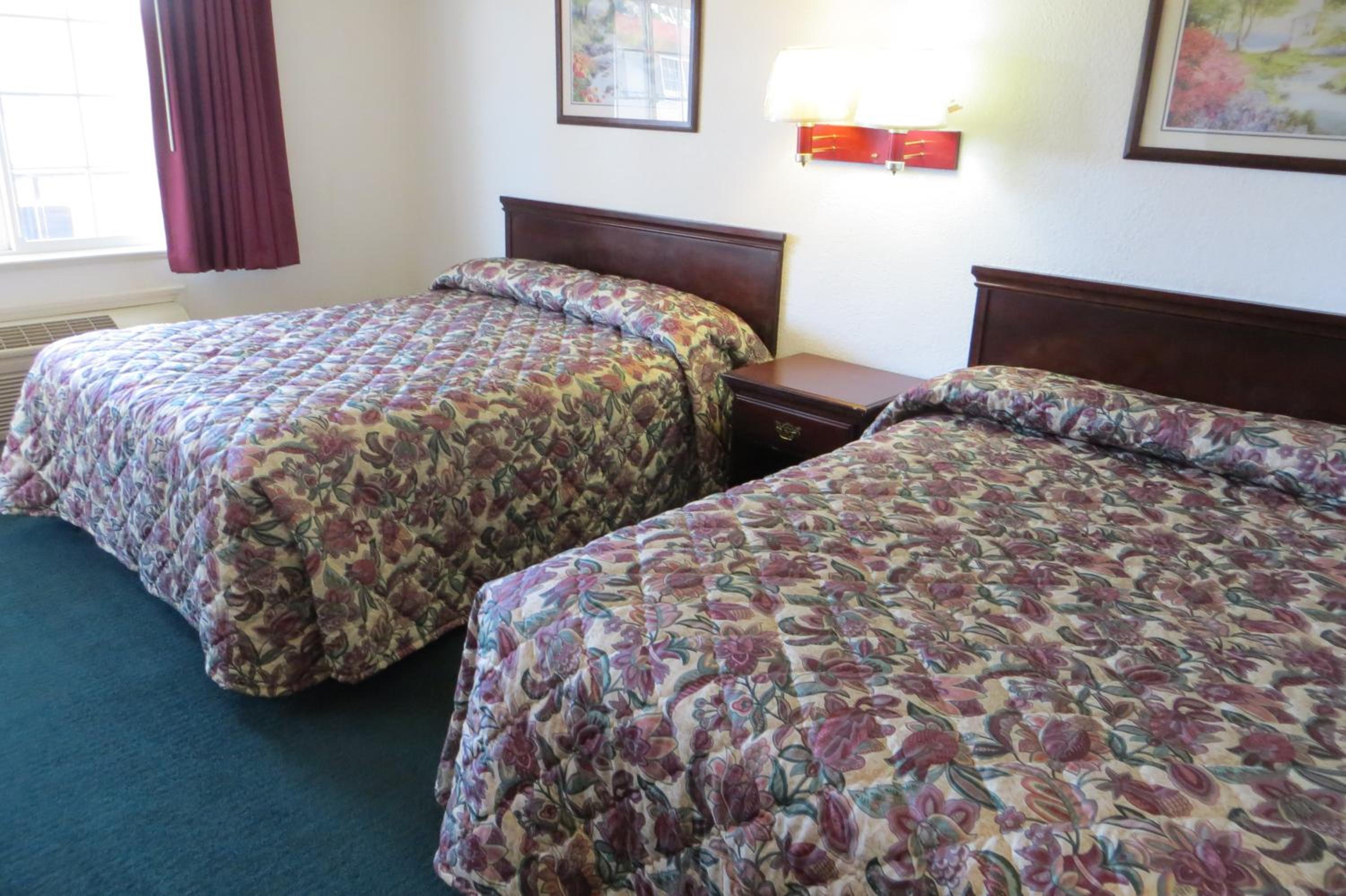 Capri Motel