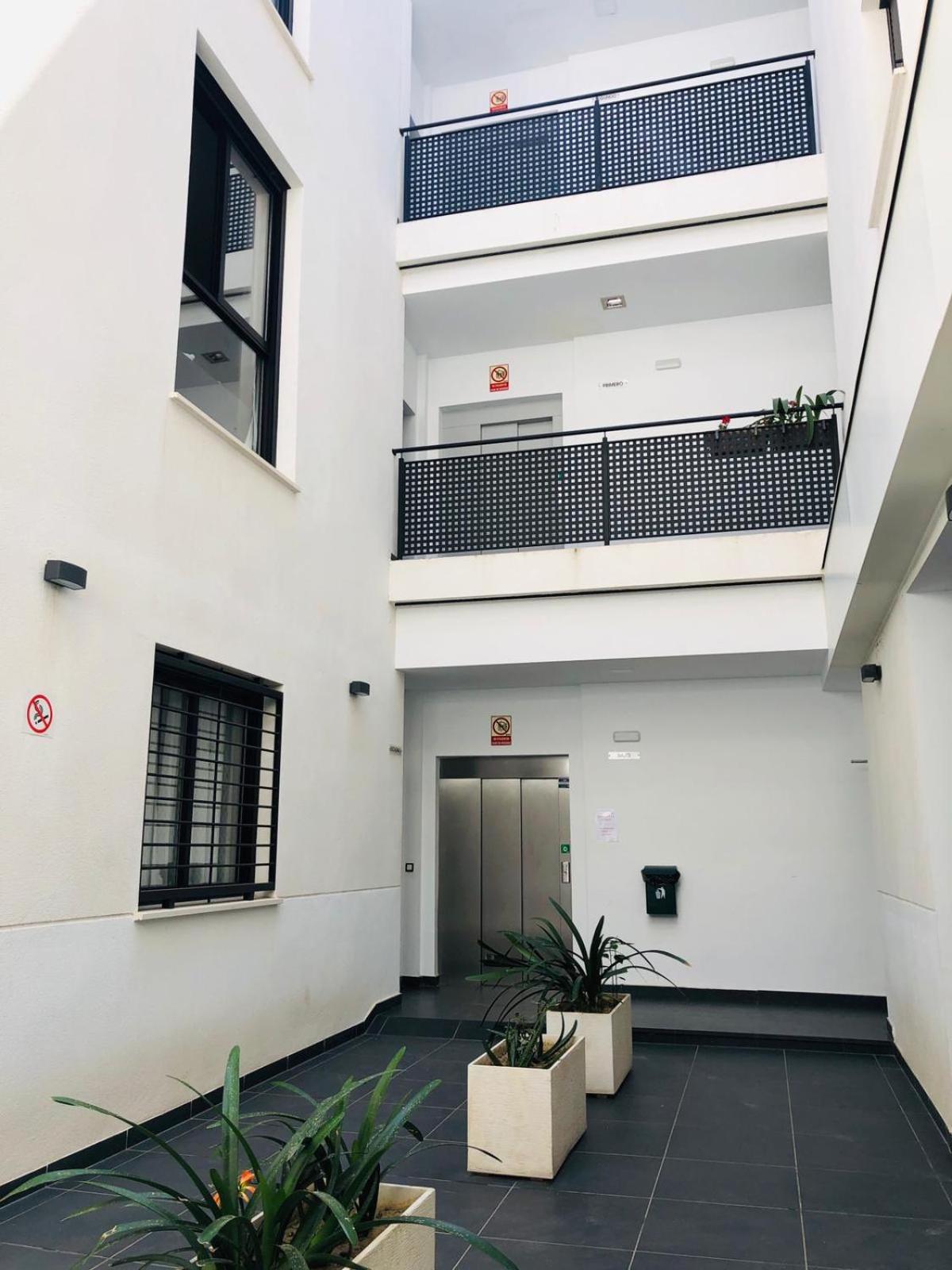 Low cost rooms La Merced