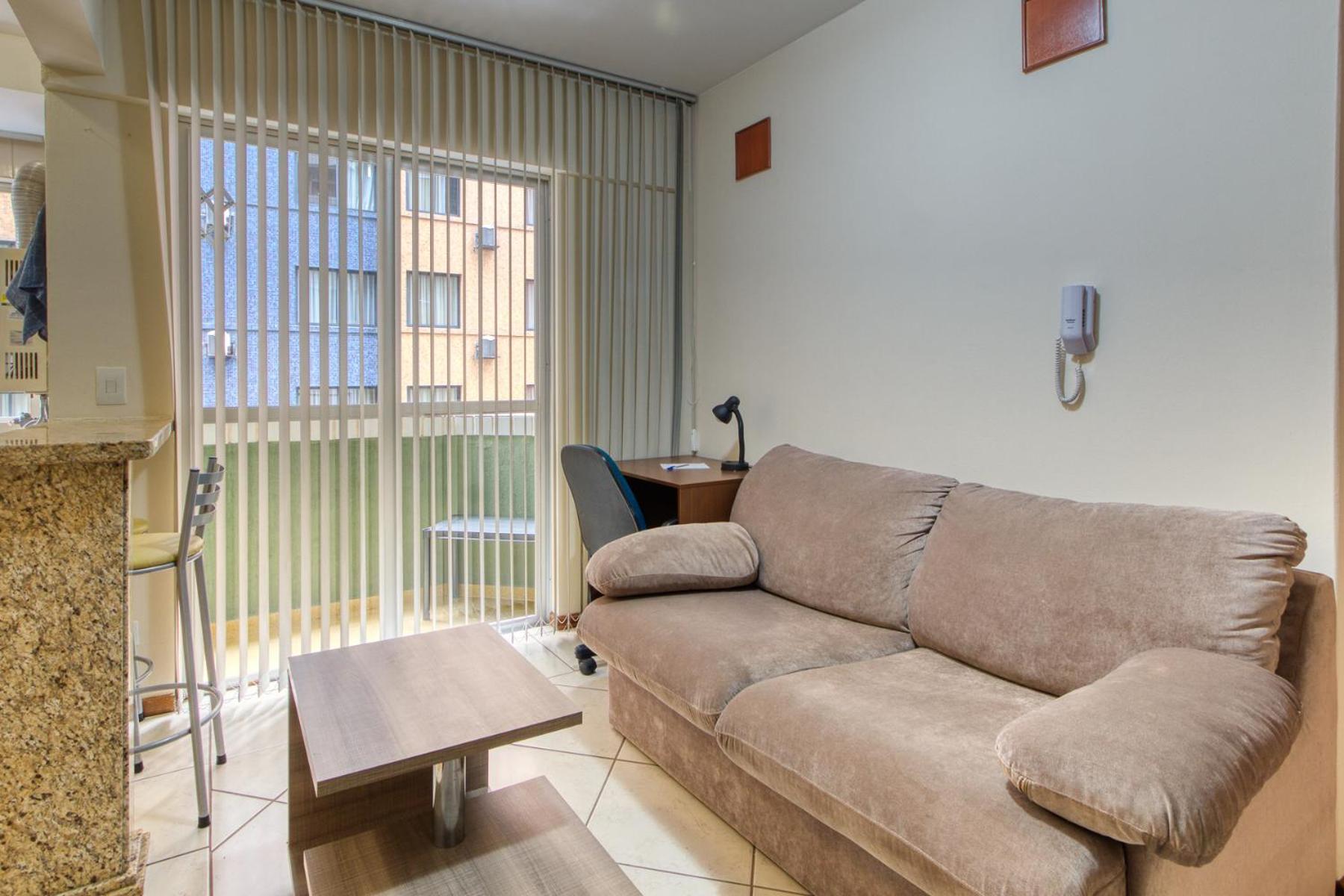 Ótimo apartamento no Centro mobiliado e com garagem view 3