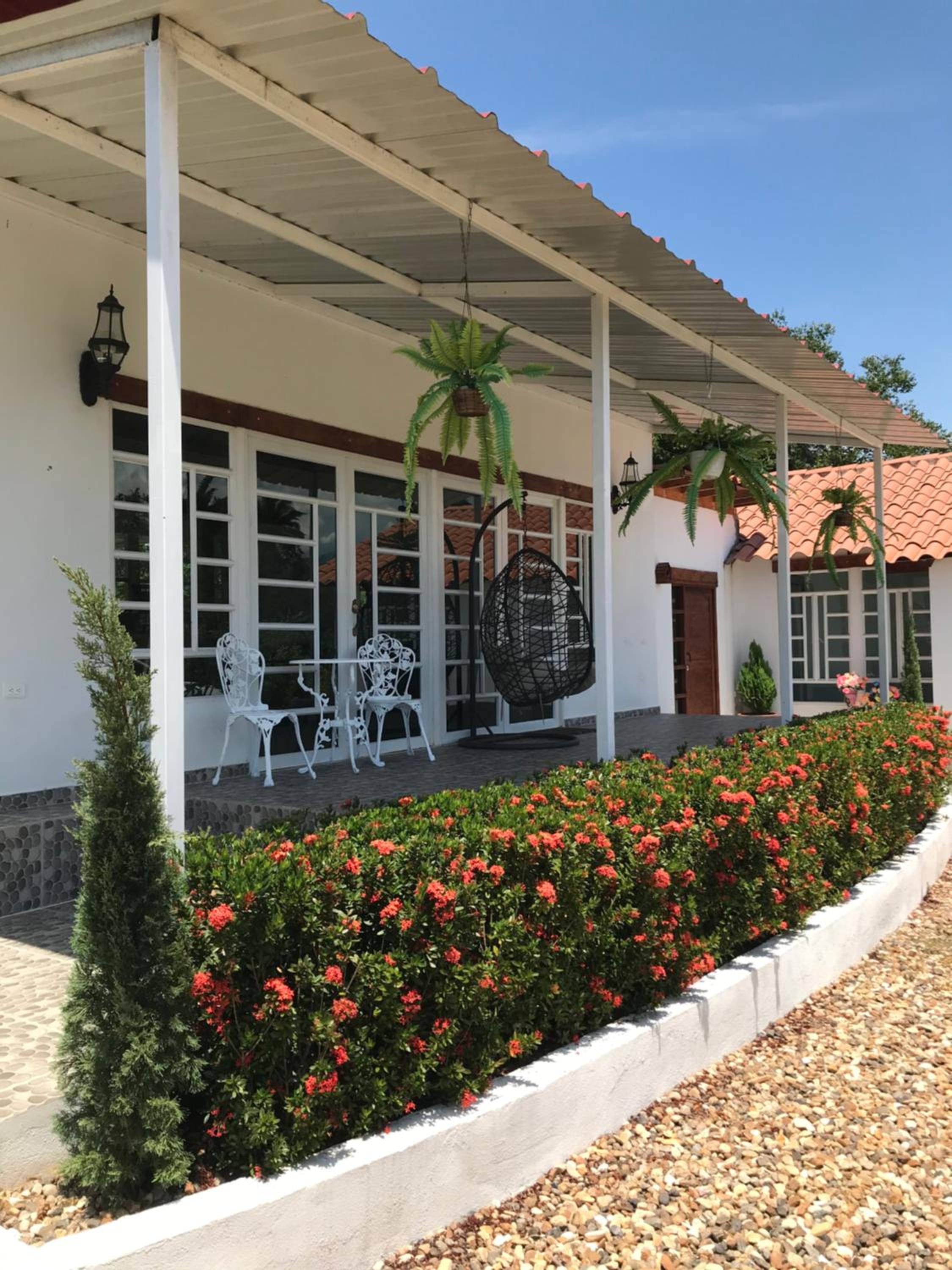 Hermosa Casa de campo grande con aire acon,wifi,piscina,billar !villa ensueño !