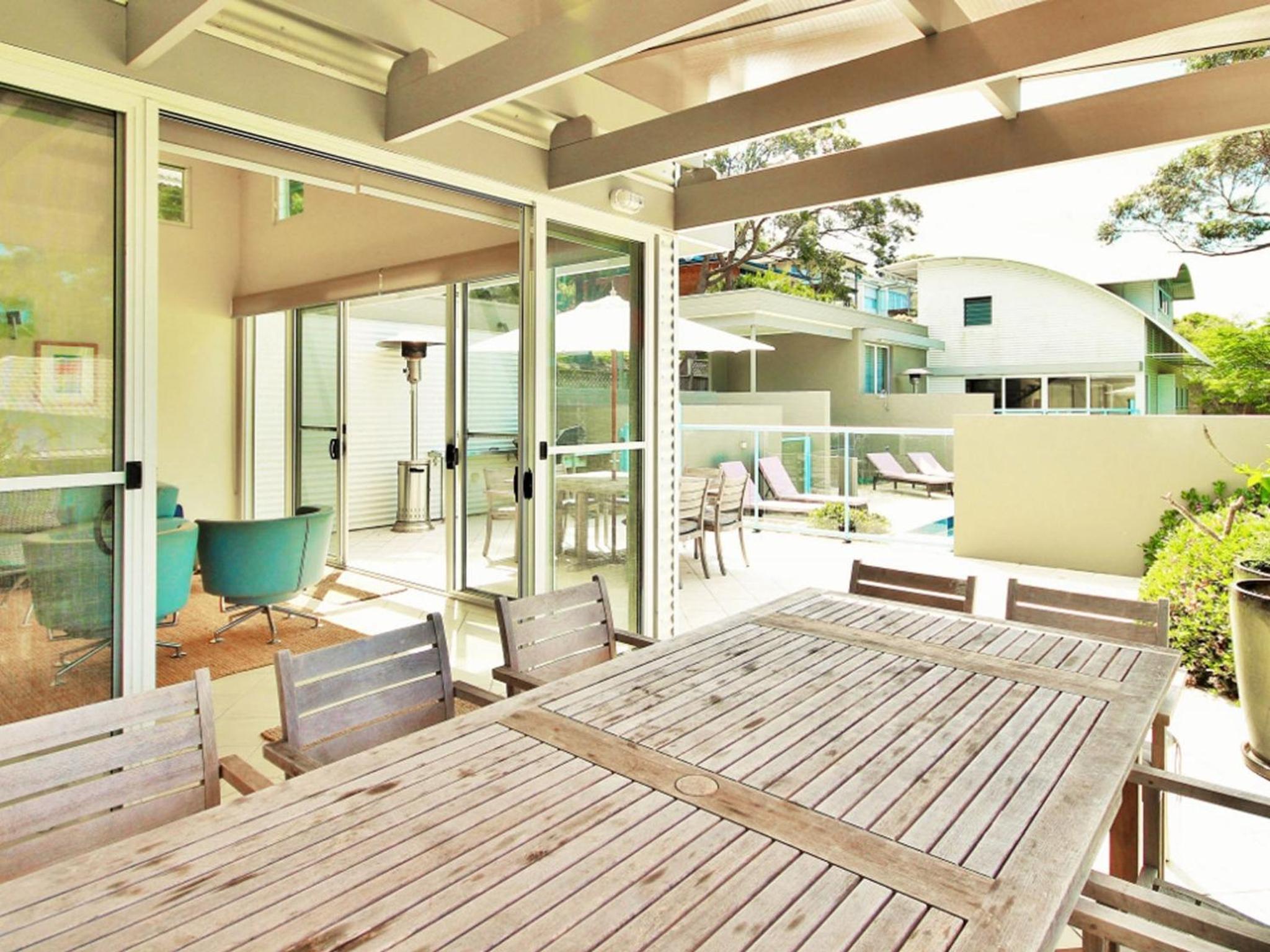 Shorelines at Hyams Beach