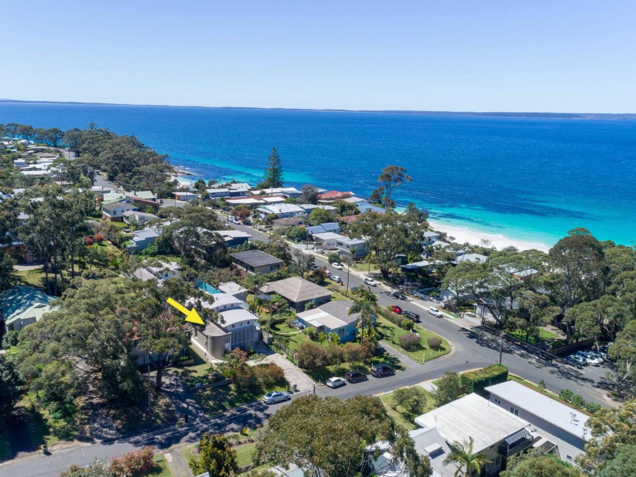 Shorelines at Hyams Beach