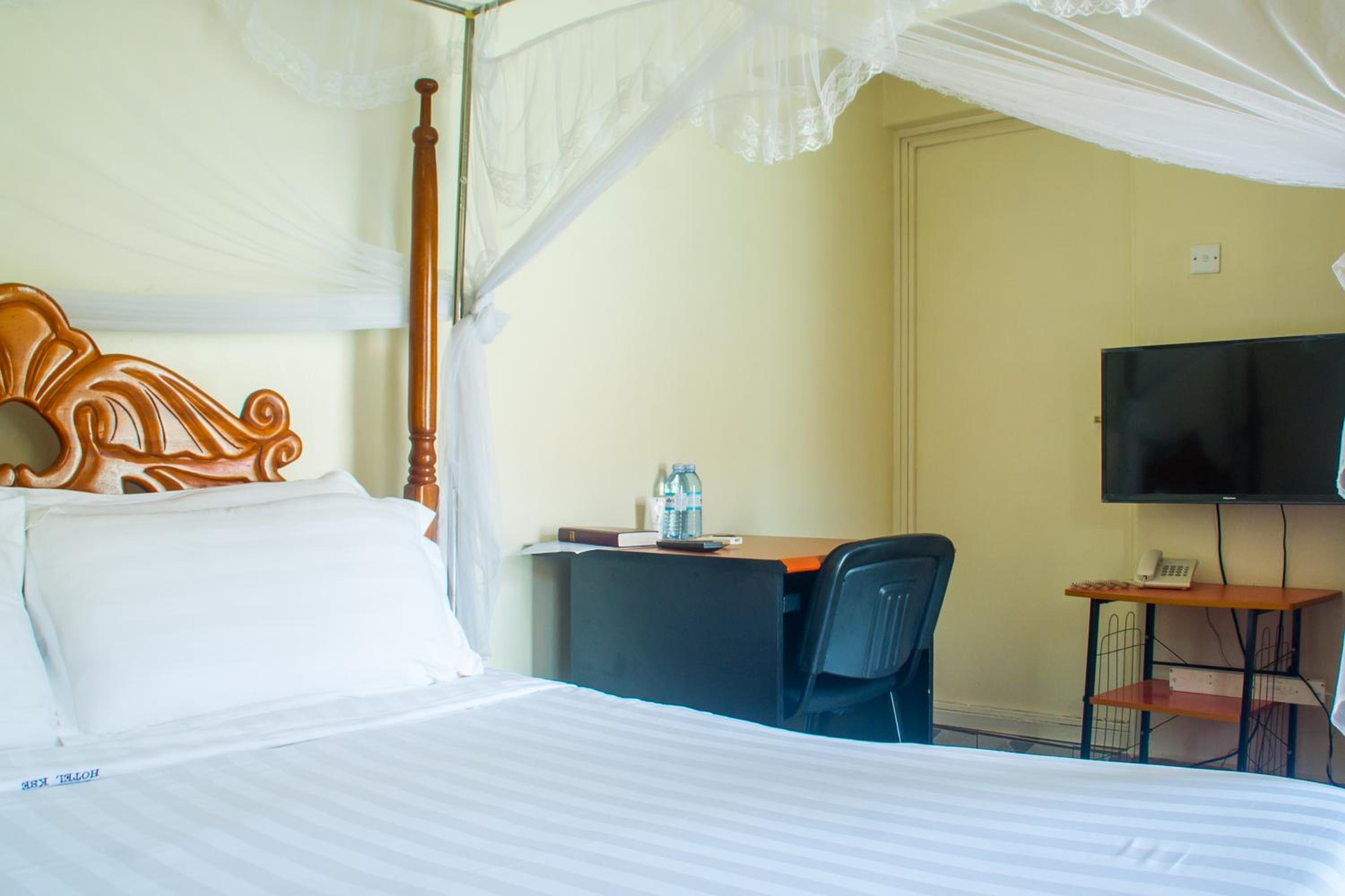 Sandton Hotel Kasese