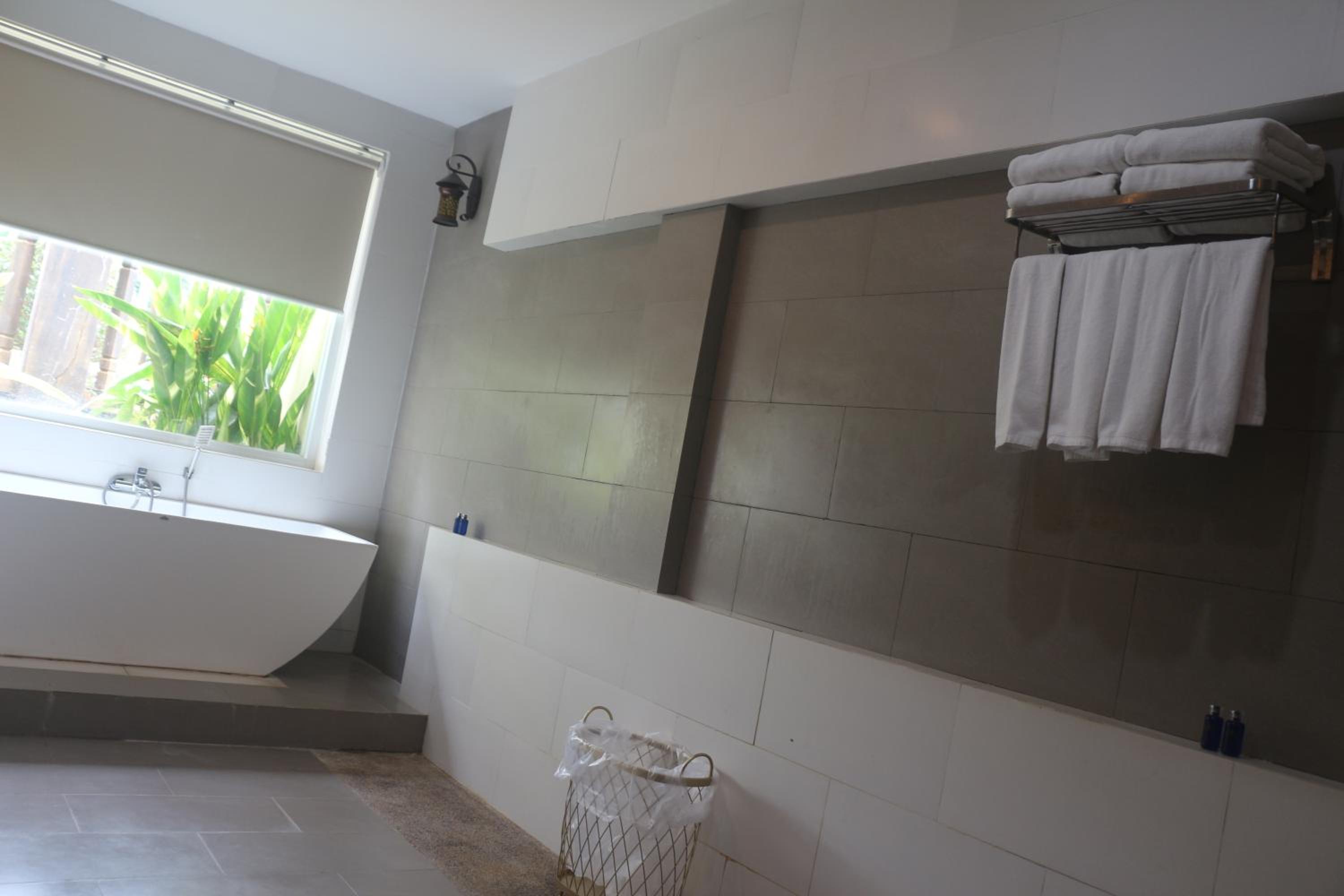 Try Palace Resort Kep