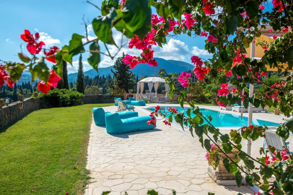 Exclusive Private Villa in Viros photo 3