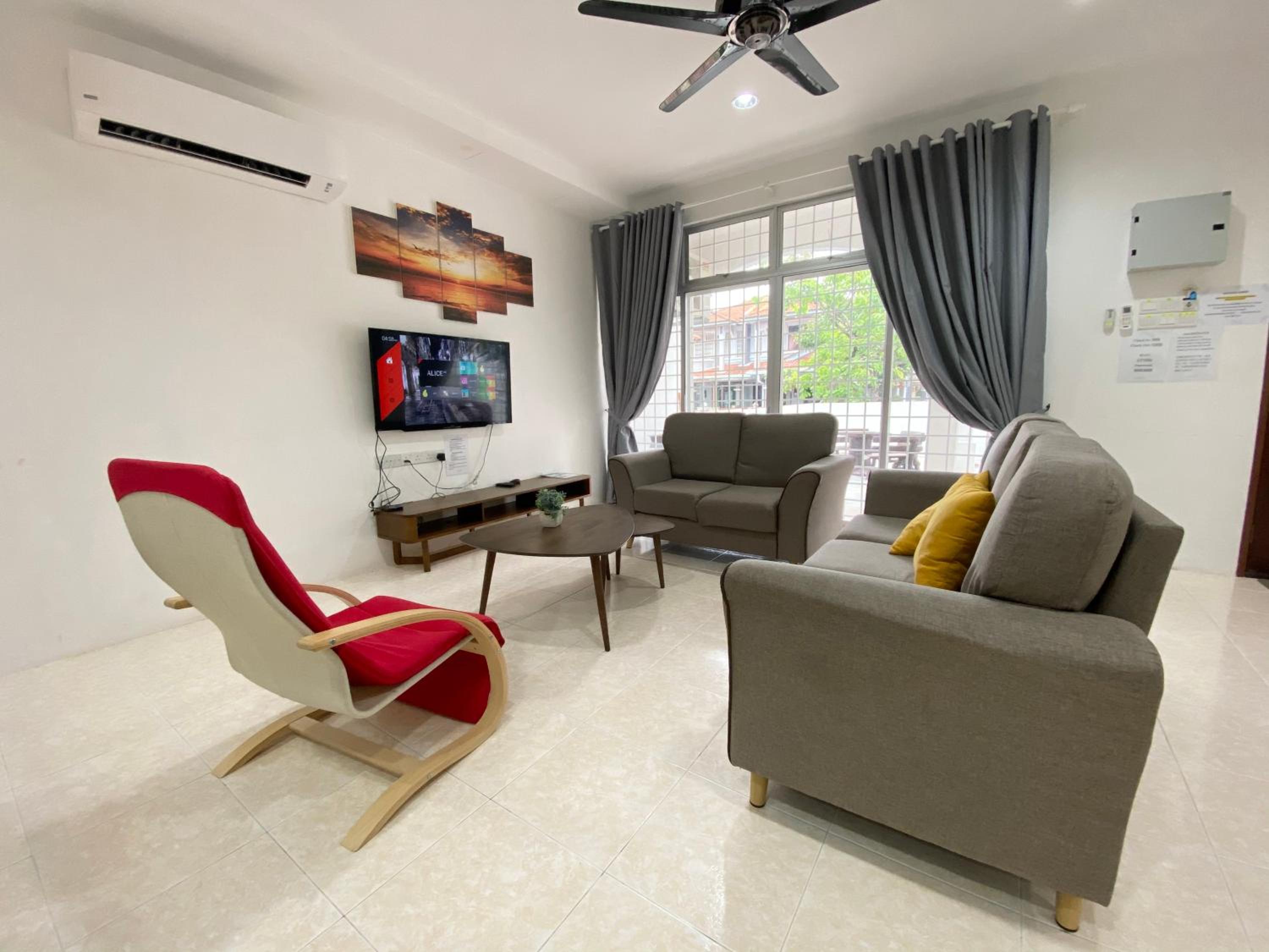 Langkawi Cozy Holiday Home at Bukit Indah by Zervin photo 4