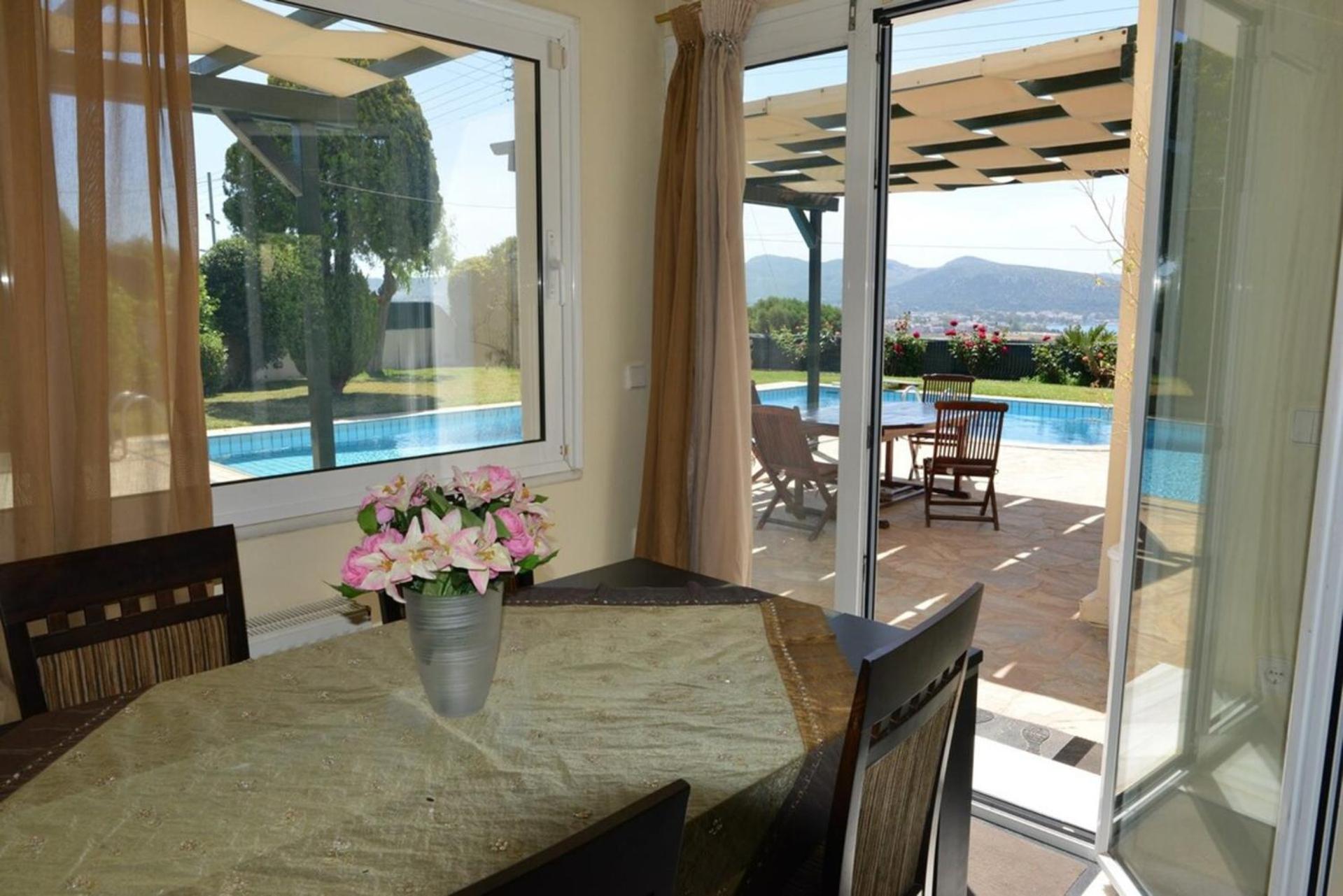Beautiful Pool Villa Xenia in Anavissos, Athens