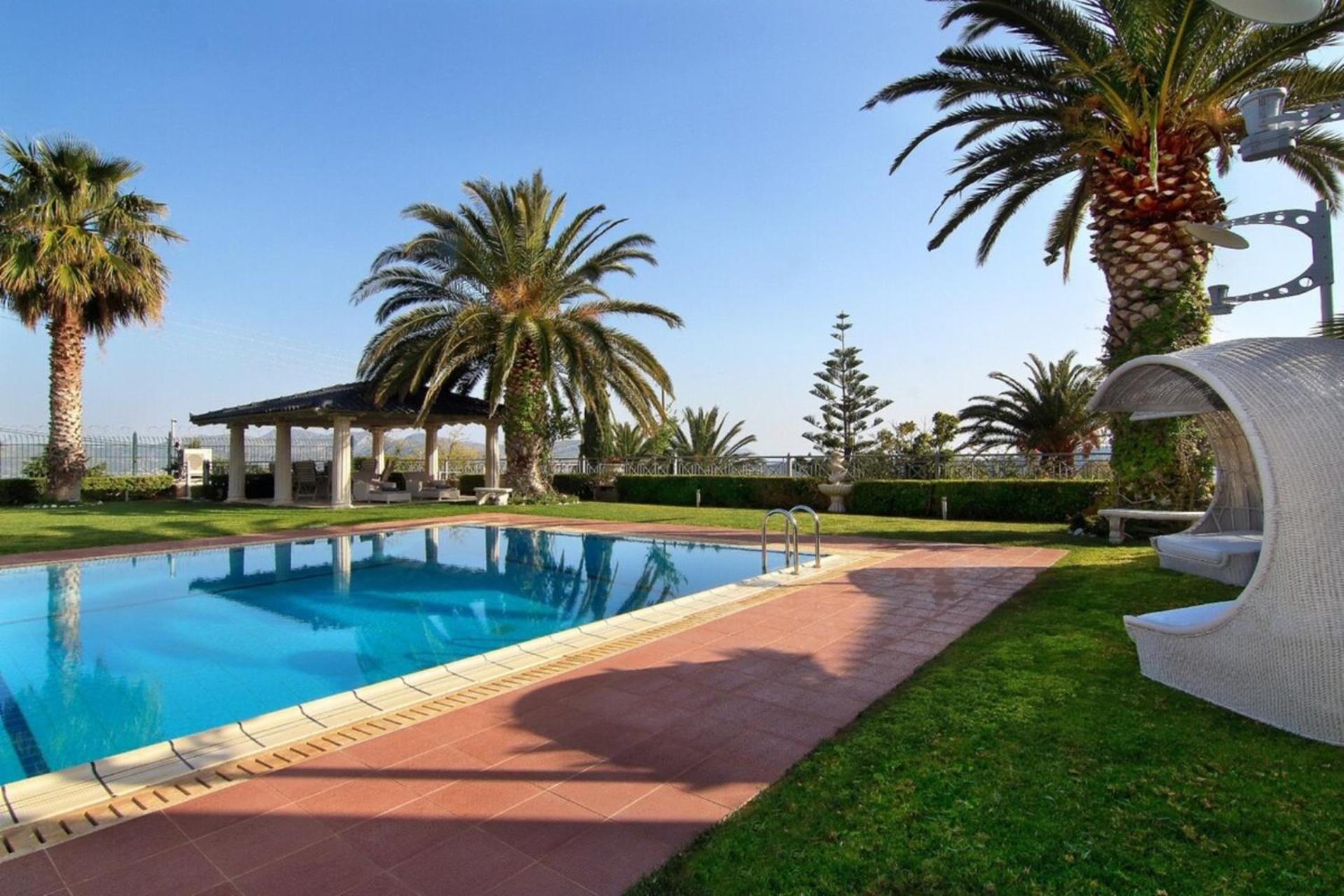 Black Diamond Luxury Villa Anavyssos in Athens view 3