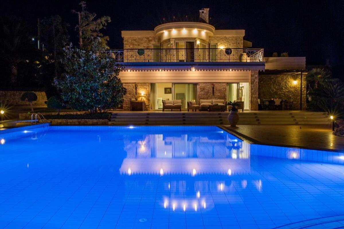 Beautiful pool Villa Sparta in Lagonissi, Athens photo 3