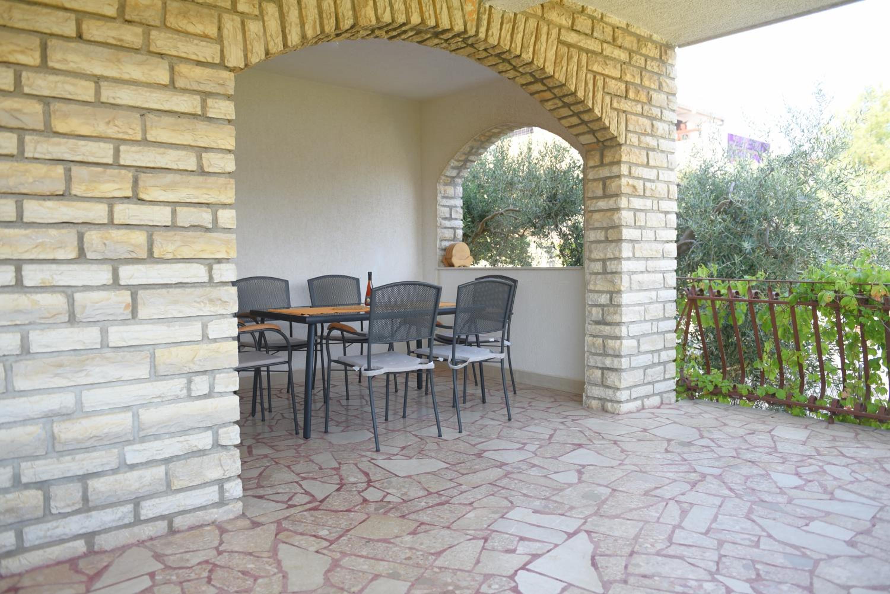 Apartman MLADEN view 4