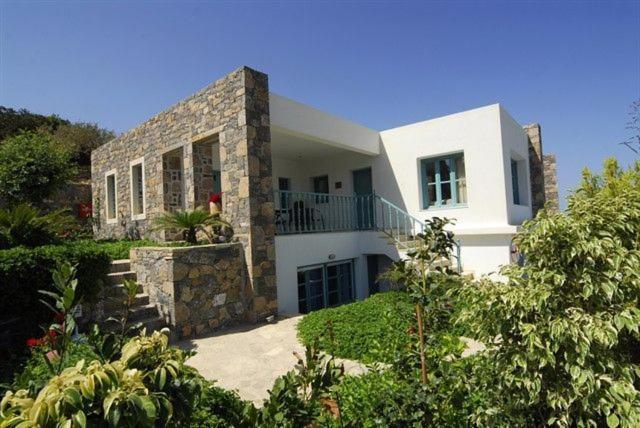 Deluxe Crete Villa Villa Alkestis 4 Bedrooms Private Pool view 2