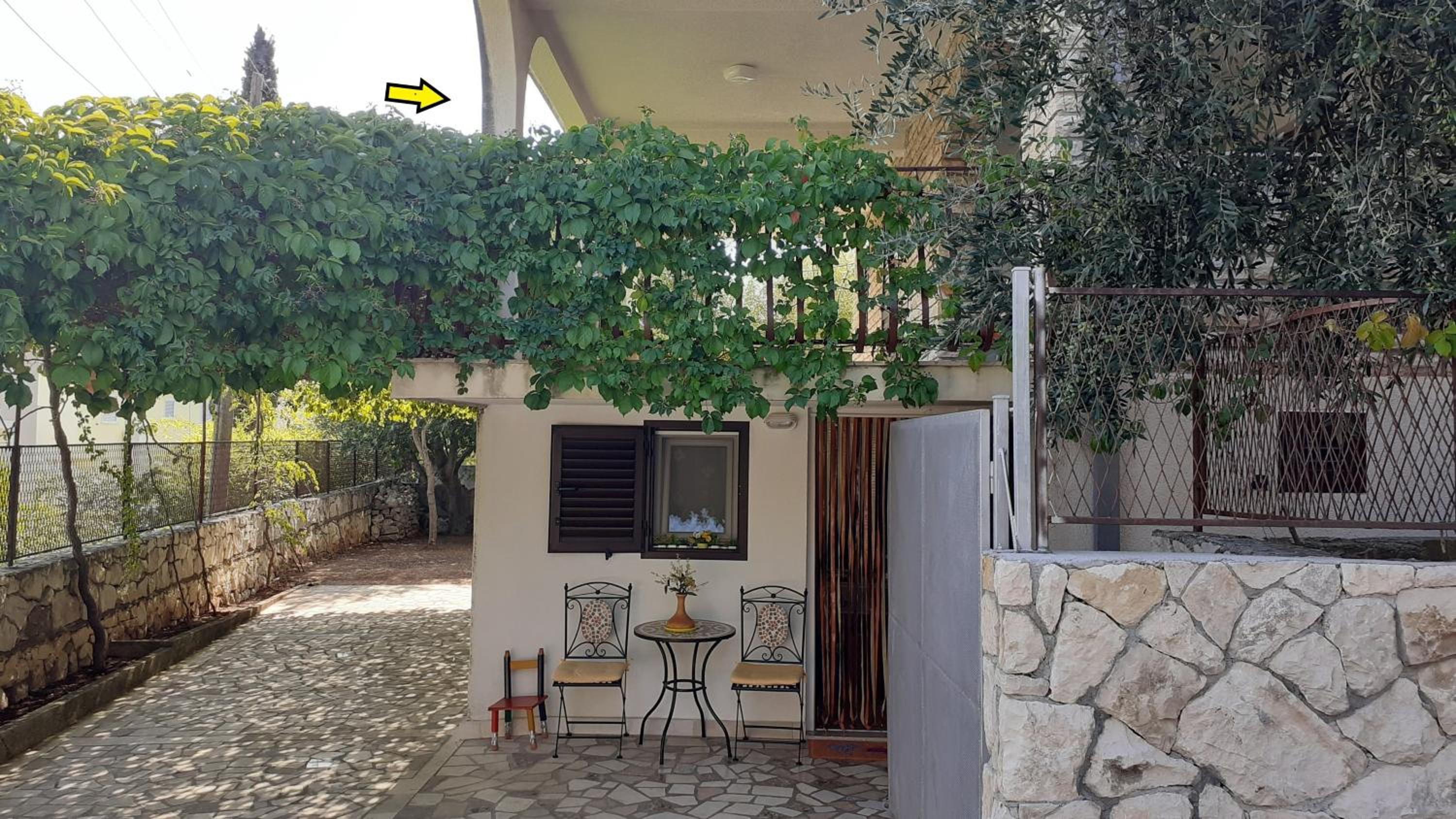 Apartman MLADEN view 2