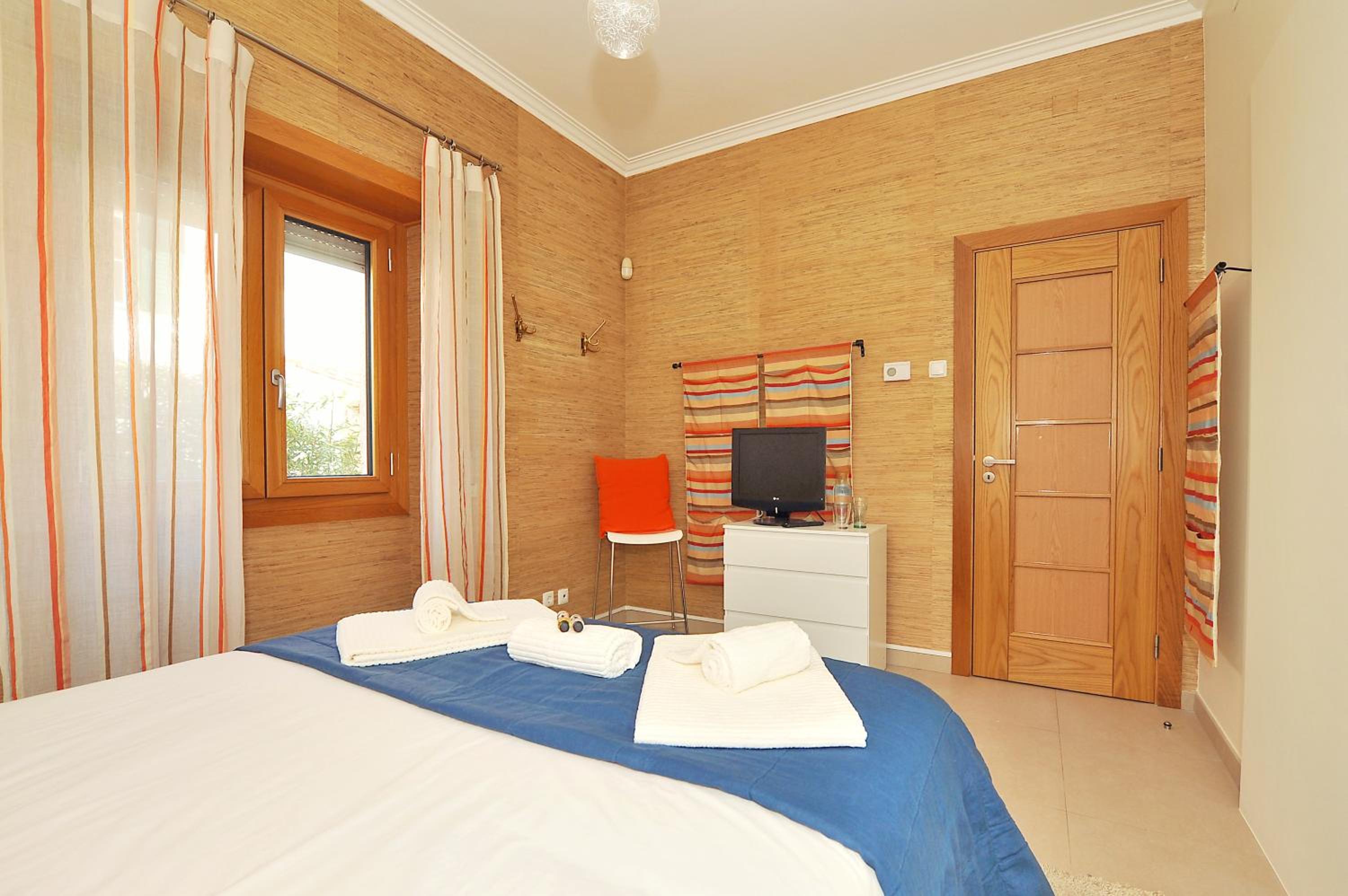 Cosy Bedrooms Guest House view 2